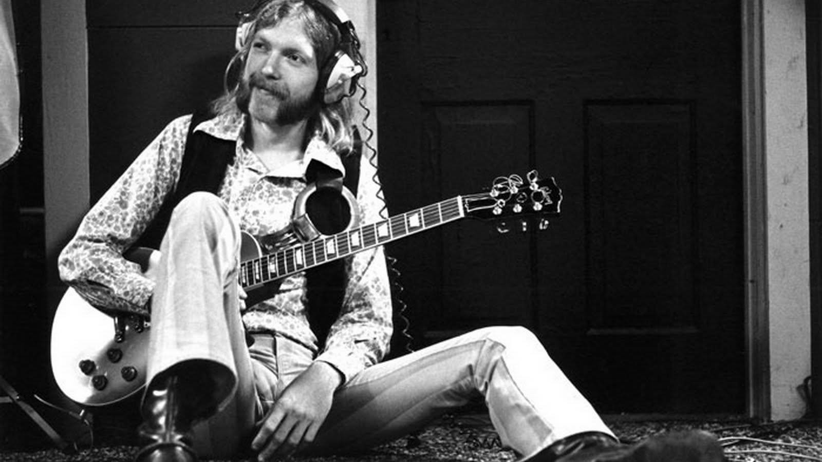 Download Duane Allman Of Allman Brothers Band Wallpaper