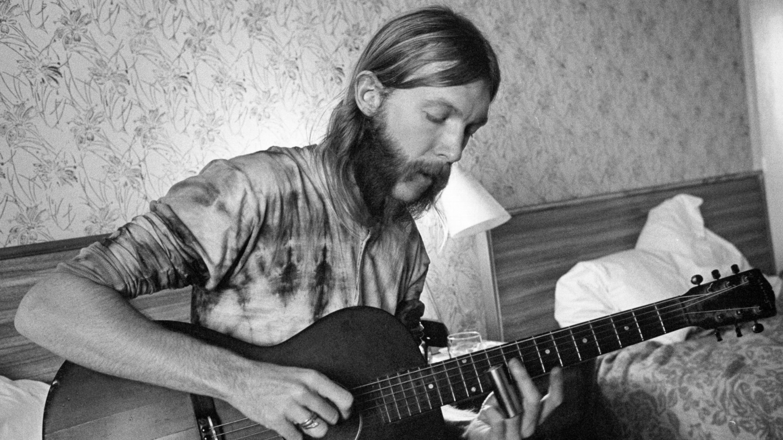Inside The Tragic Death Of Duane Allman