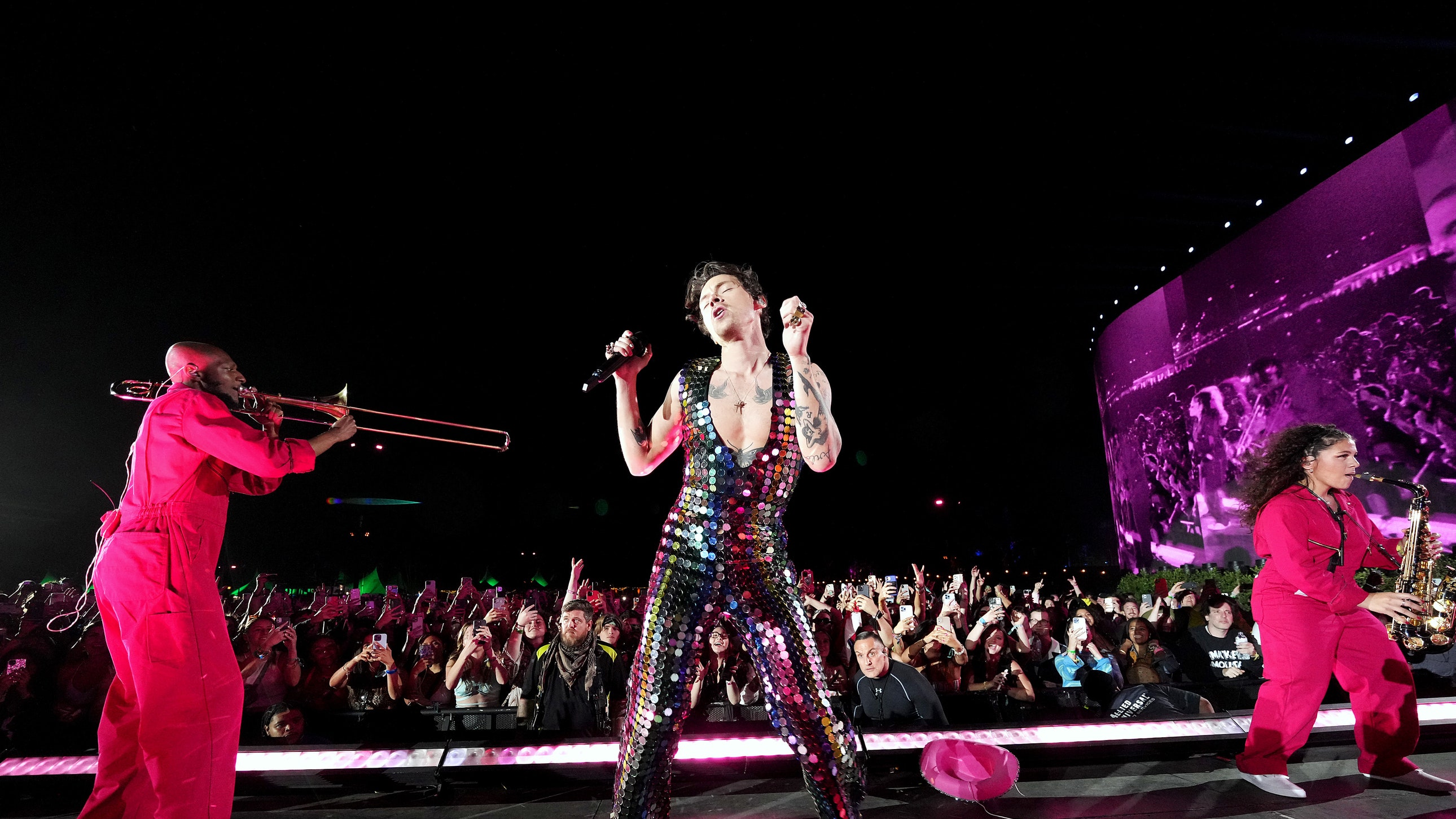 image of the Week: Harry Styles Stuns at Coachella