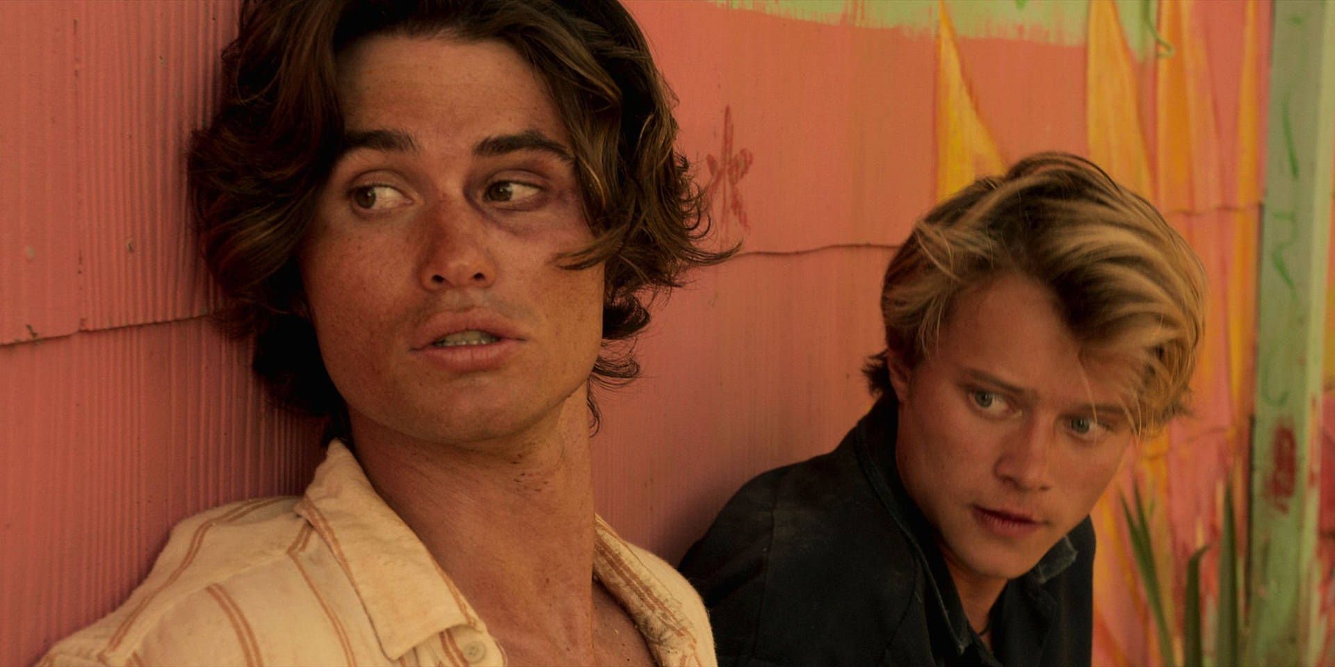 Download Outer Banks John B And JJ Wallpaper