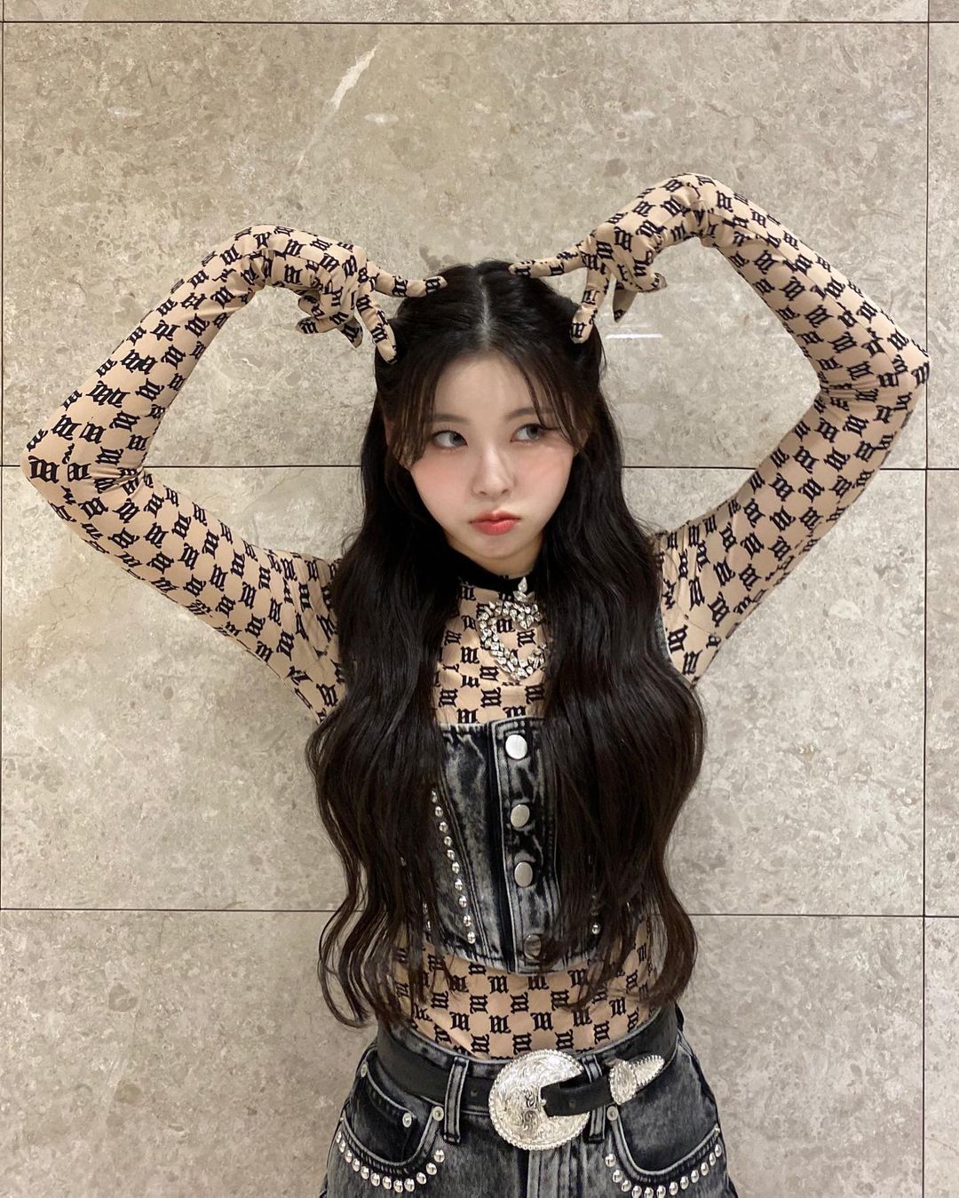 Nmixx Pics Official Instagram Update With Kyujin (1 2) # KYUJIN #규진