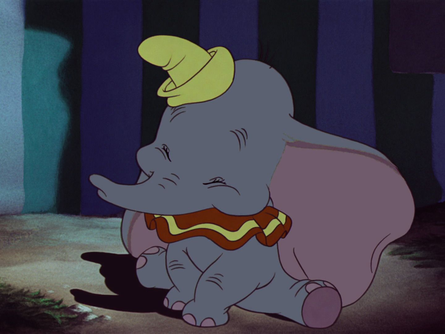 Disney's Dumbo: Screen Capture:. Disney dumbo art, Cute disney characters, Disney aesthetic