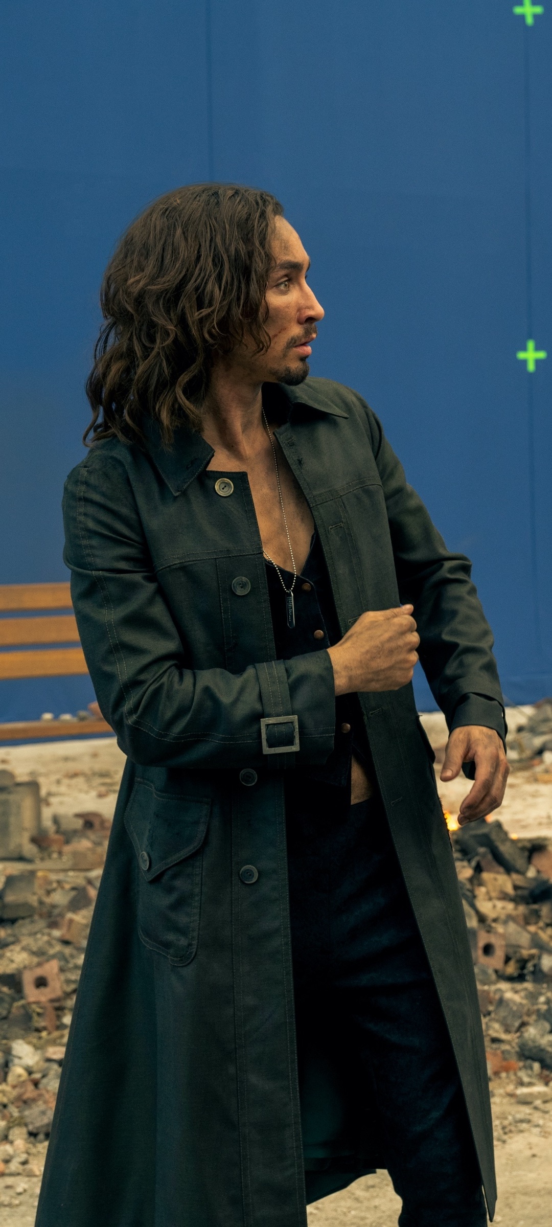 Wallpaper / TV Show The Umbrella Academy Phone Wallpaper, Luther Hargreeves, Klaus Hargreeves, 1080x2400 free download