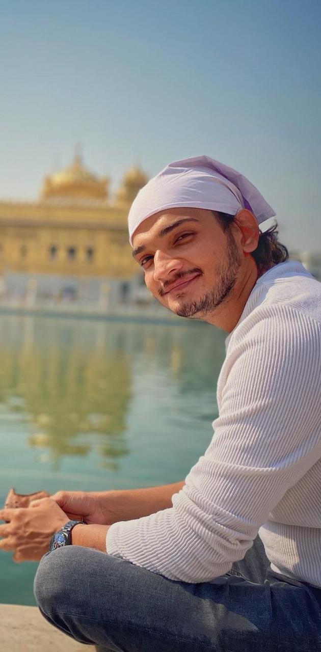 Munawar Faruqui wallpaper