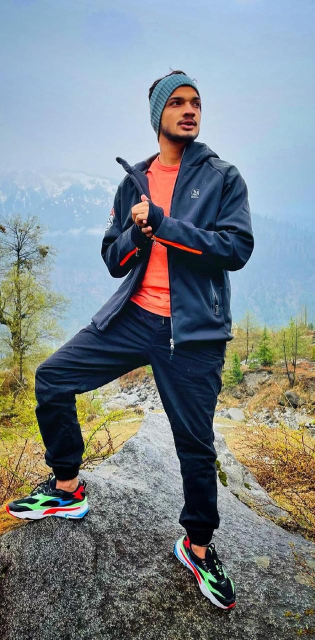 Munawar Faruqui wallpaper