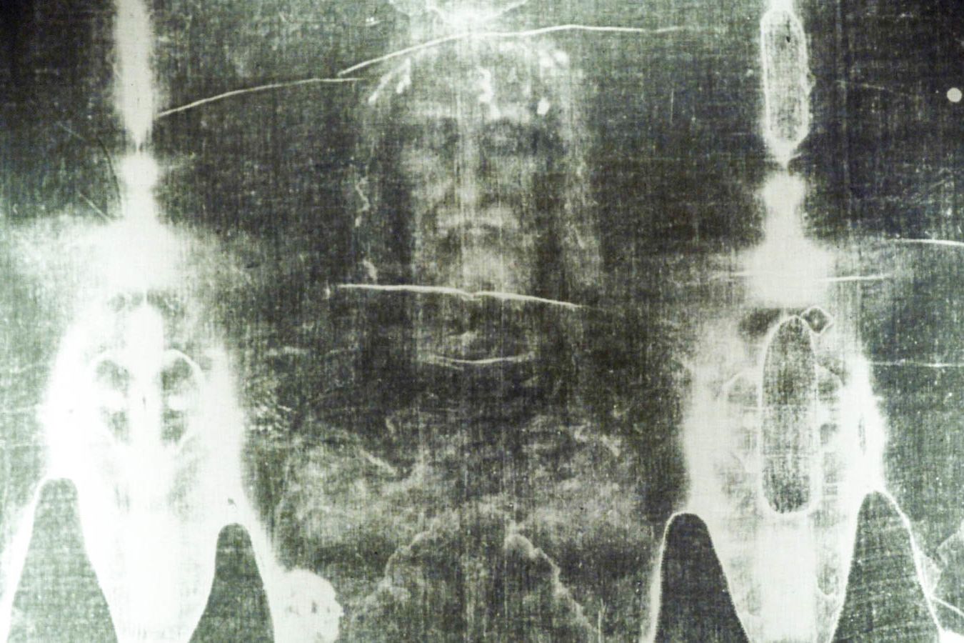 Is the Shroud of Turin real or fake? (photos)