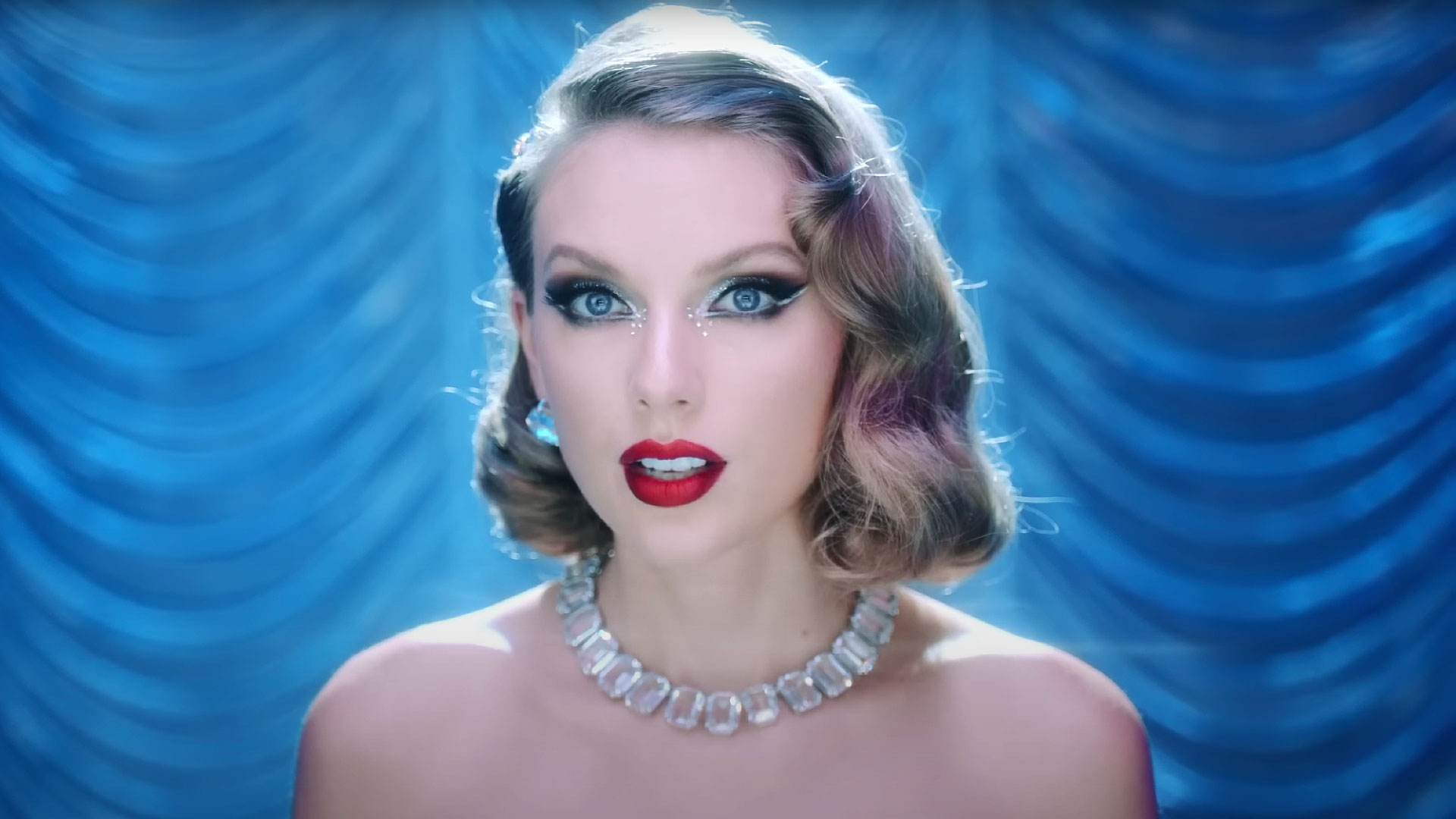 Taylor Swift Drops the 'Lavender Haze' Music Video
