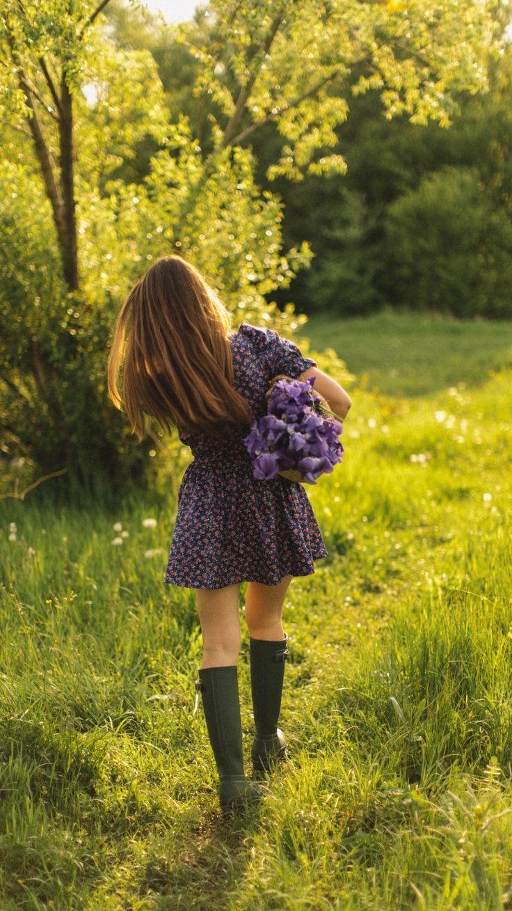 Cottagecore Wallpaper for iPhone. iPhone wallpaper, Cottagecore aesthetic, Cottagecore wallpaper