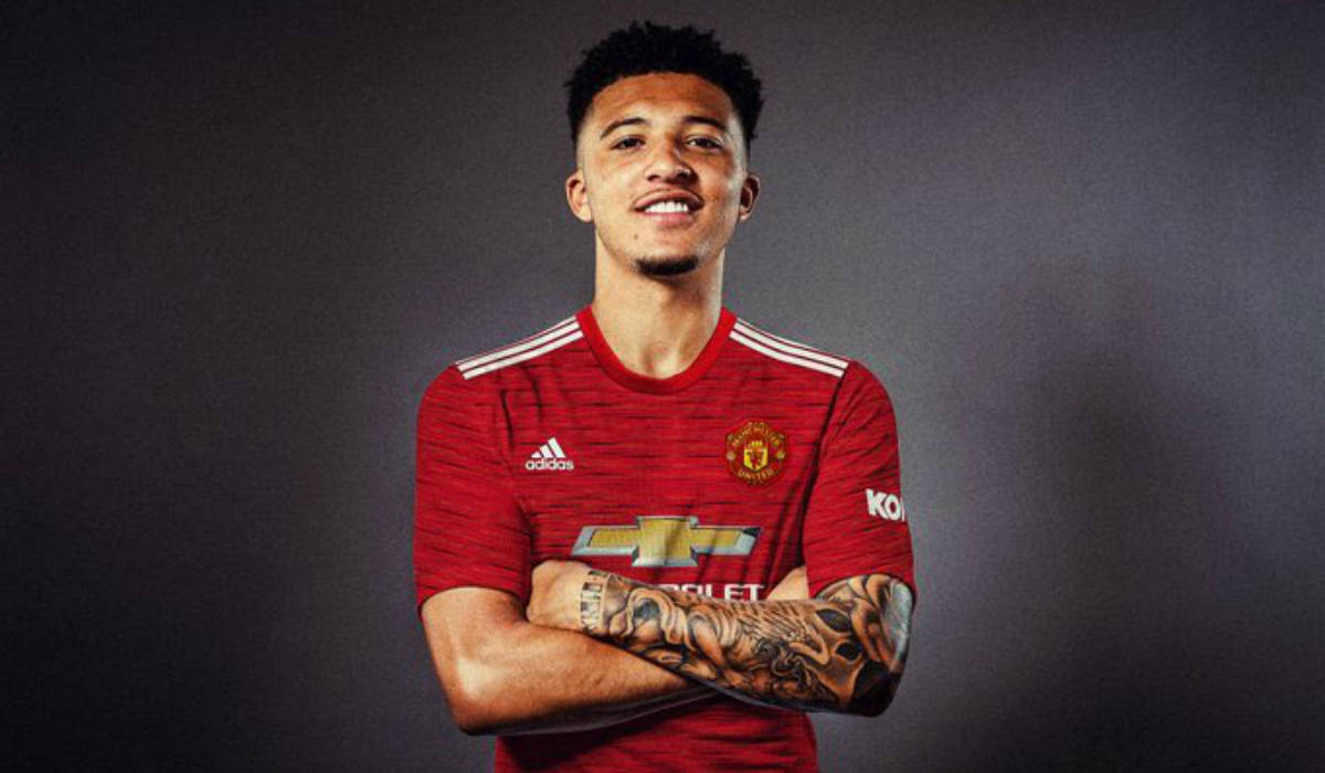 Download Football Players HD Sancho Arms Crossed Wallpaper