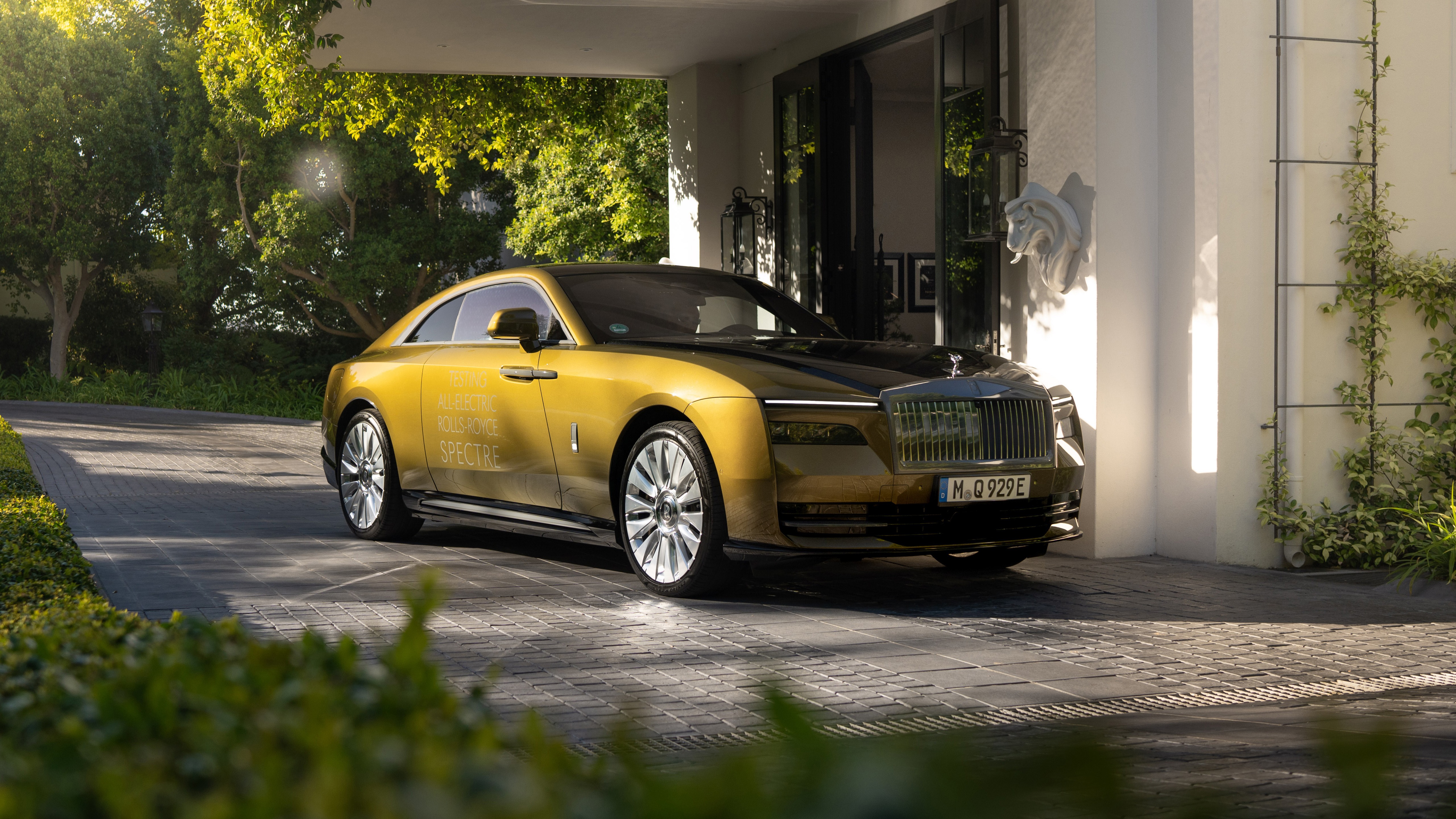 Rolls Royce Spectre 2024 Luxury Car 5K Photo