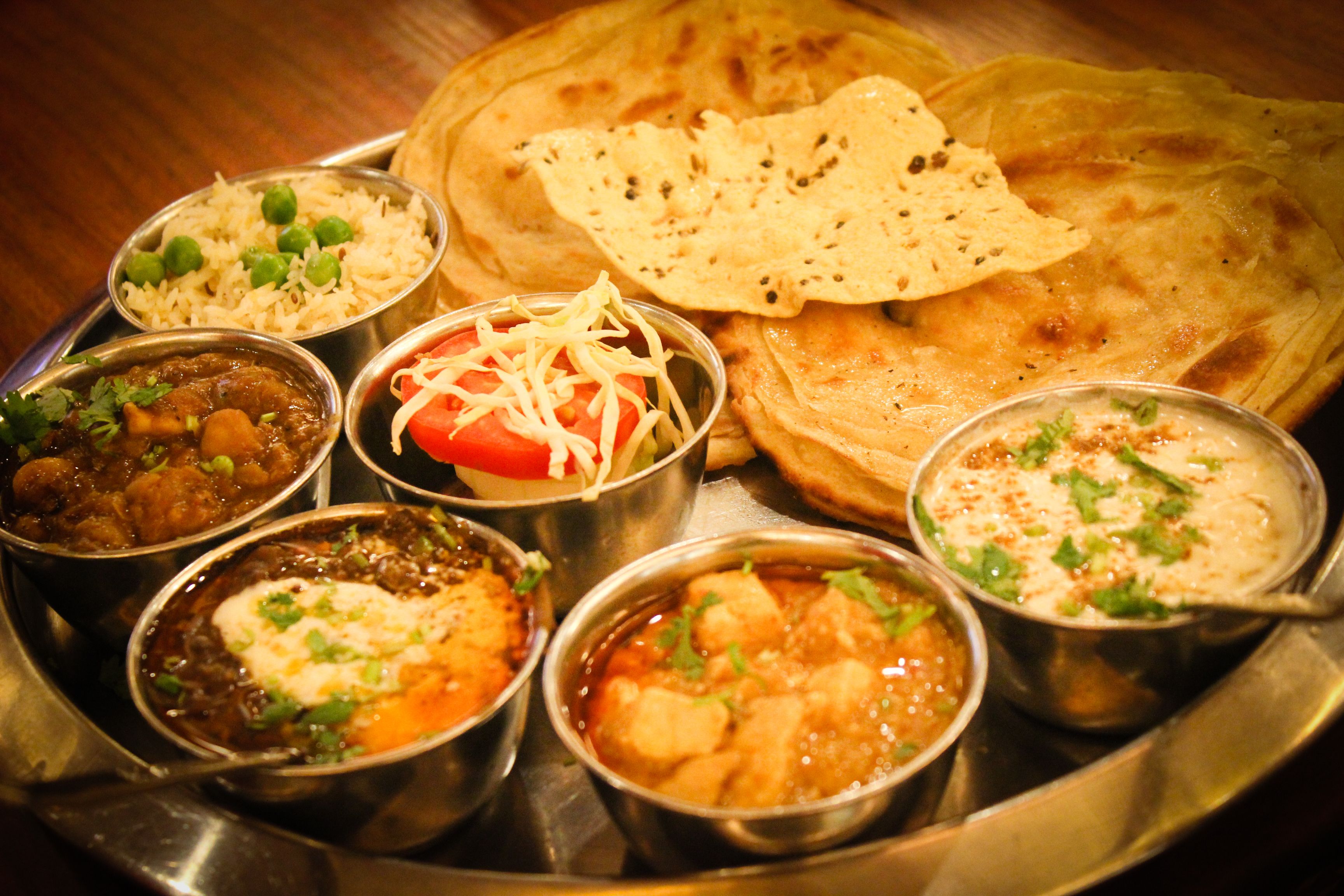 Restaurant In Amritsar. Indian food recipes, Punjabi food, Food