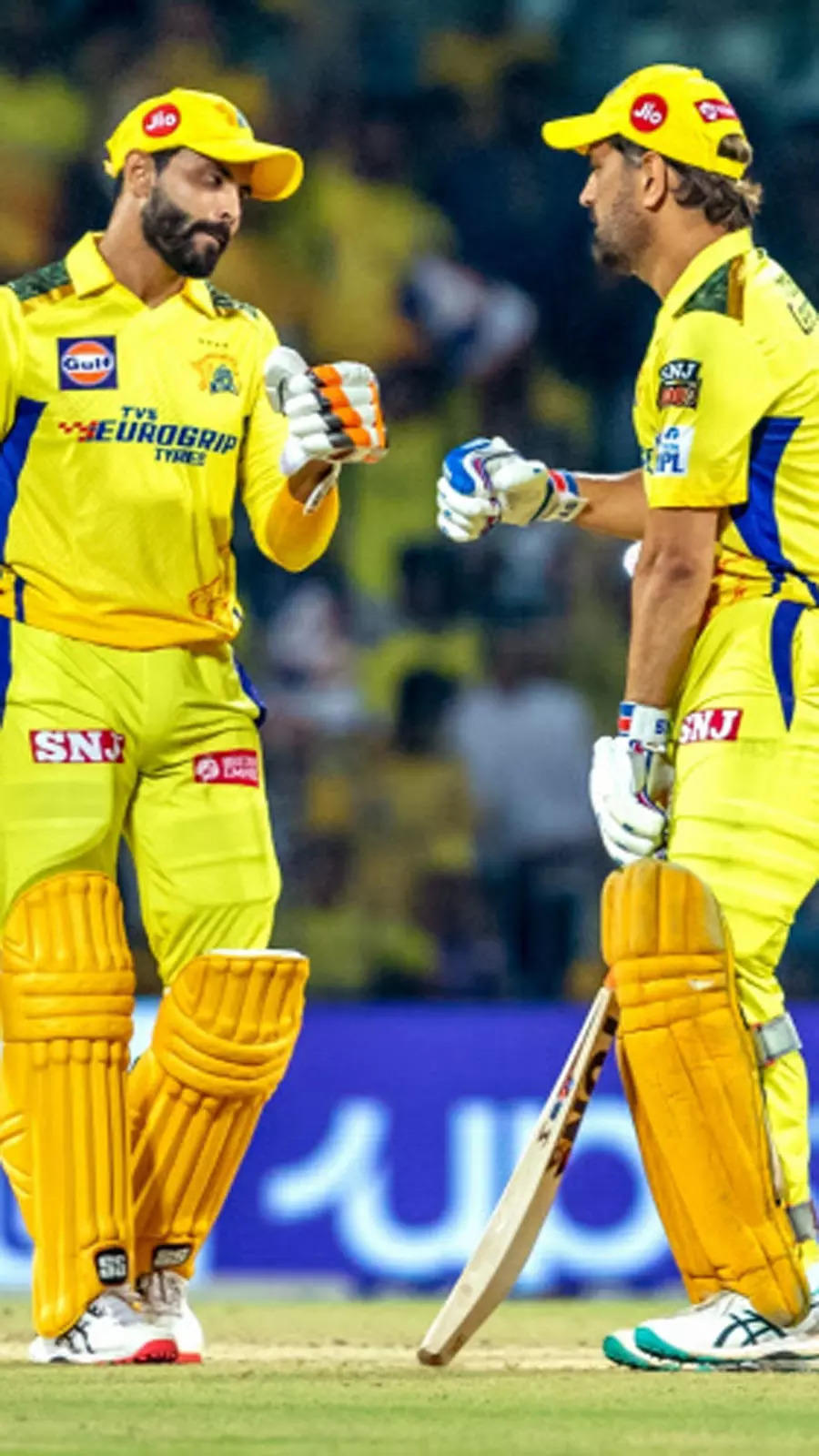 Super Kings look for middle overs push against Royal Challengers