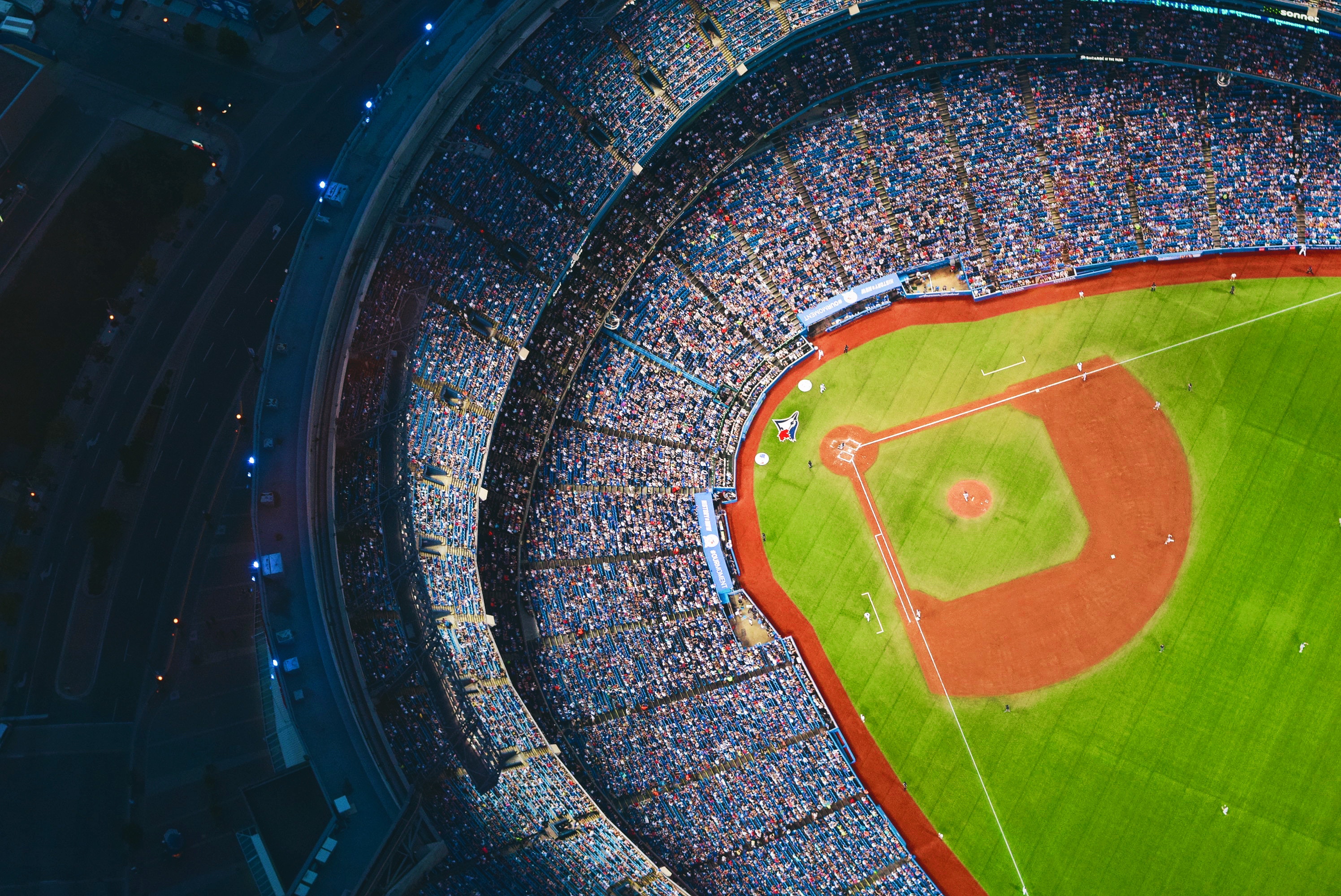 3000x2000 competition, sports equipment, baseball equipment, wallpaper, sport, baseball, crowd, night, game, ball, Free picture, lights, field, sports wallpaper, sports background, team, watching, spectactor, home plate, grass, sta