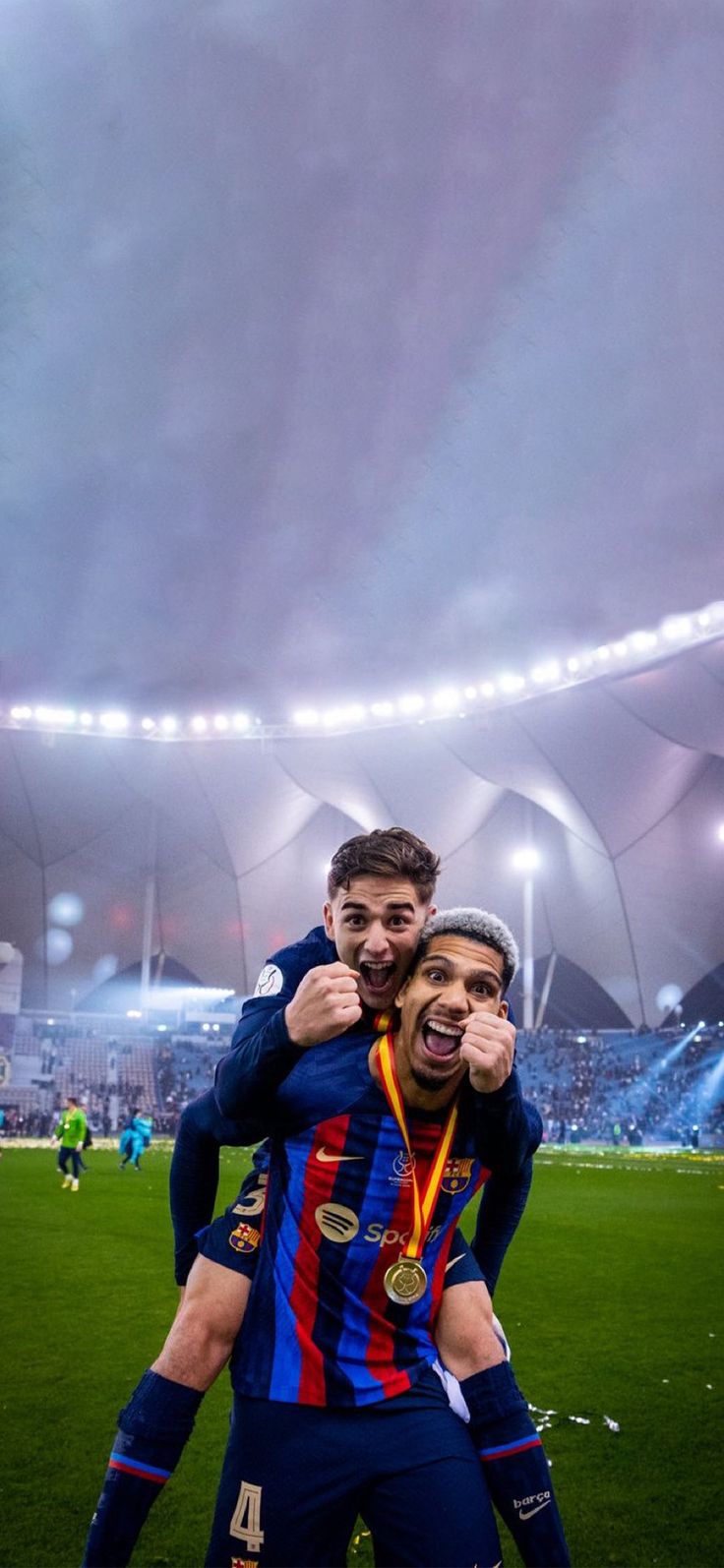 ARAUJO Y GAVI WALLPAPER 4K in 2023