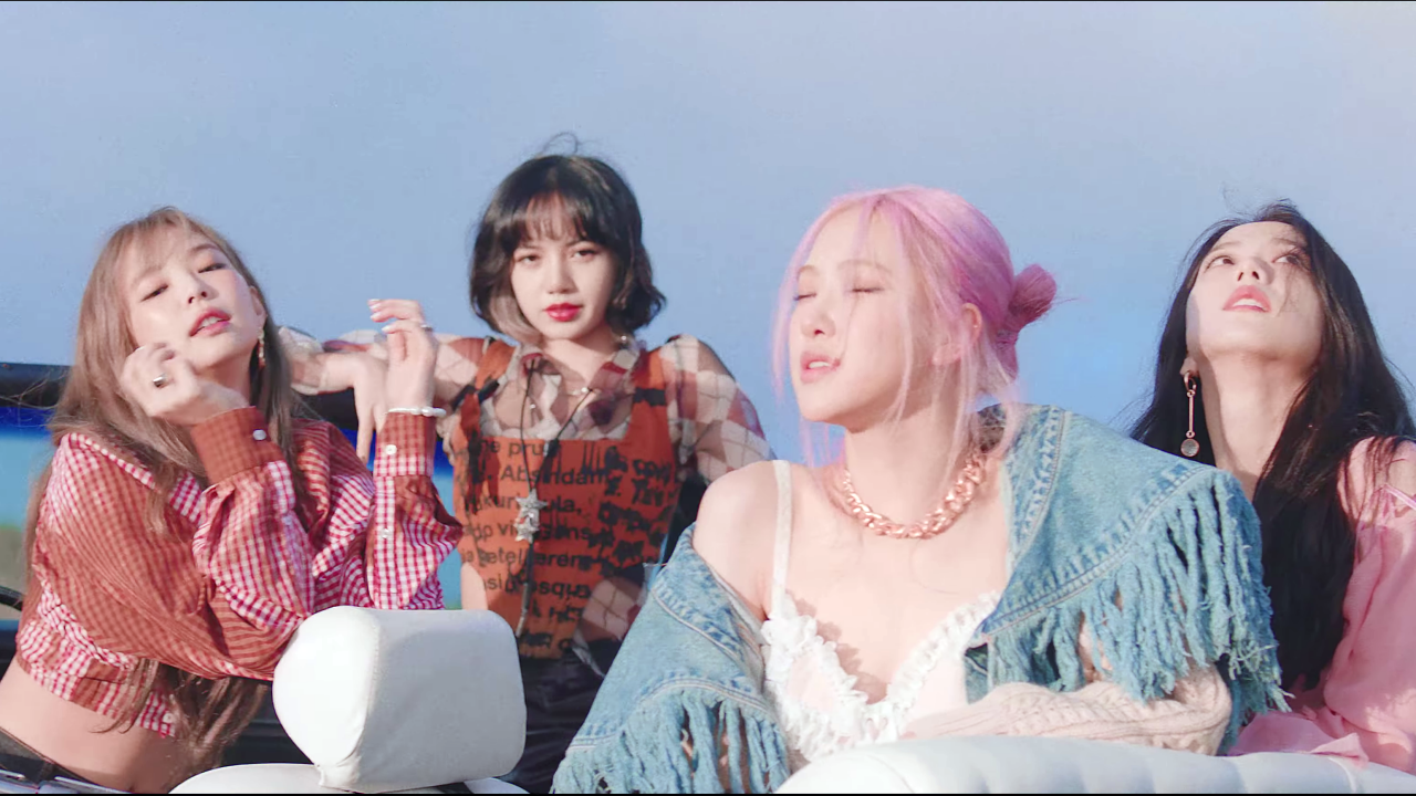 Globe Kmmunity reunites fans with BLACKPINK at exclusive fan event