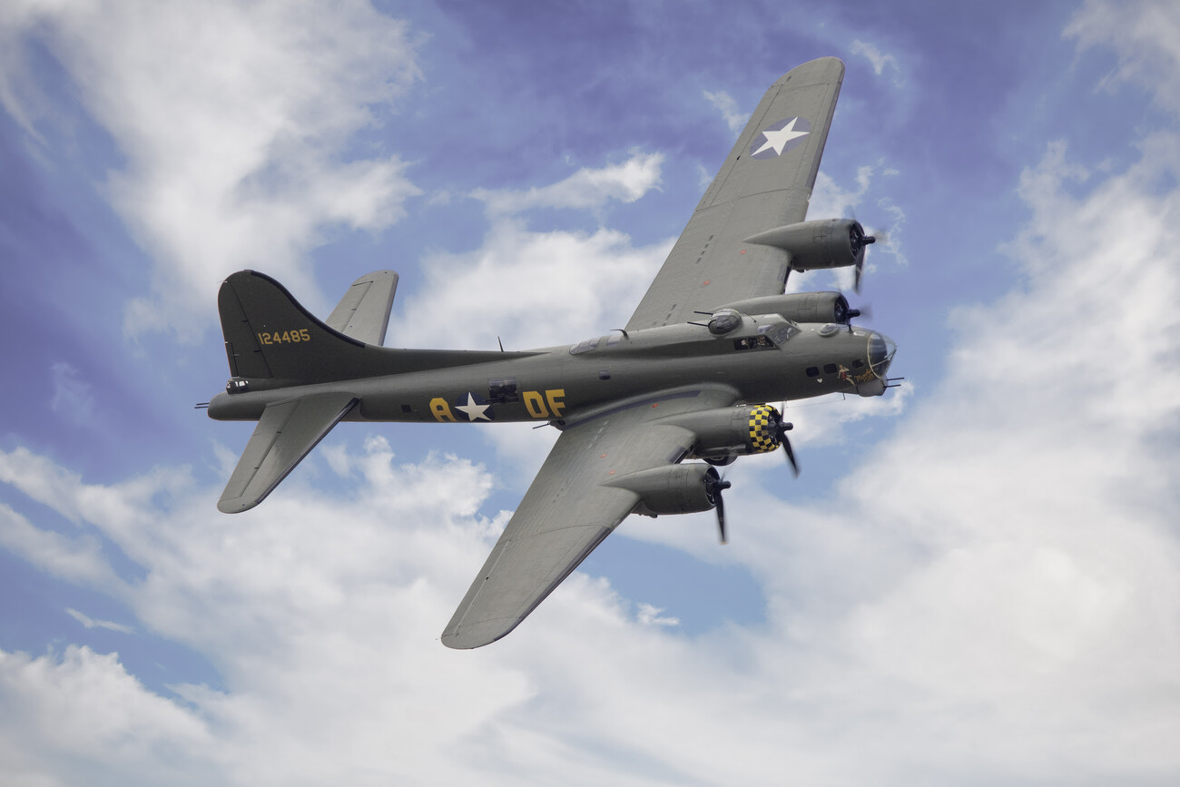 B17 Flying Fortress Memphis Belle Wall Mural