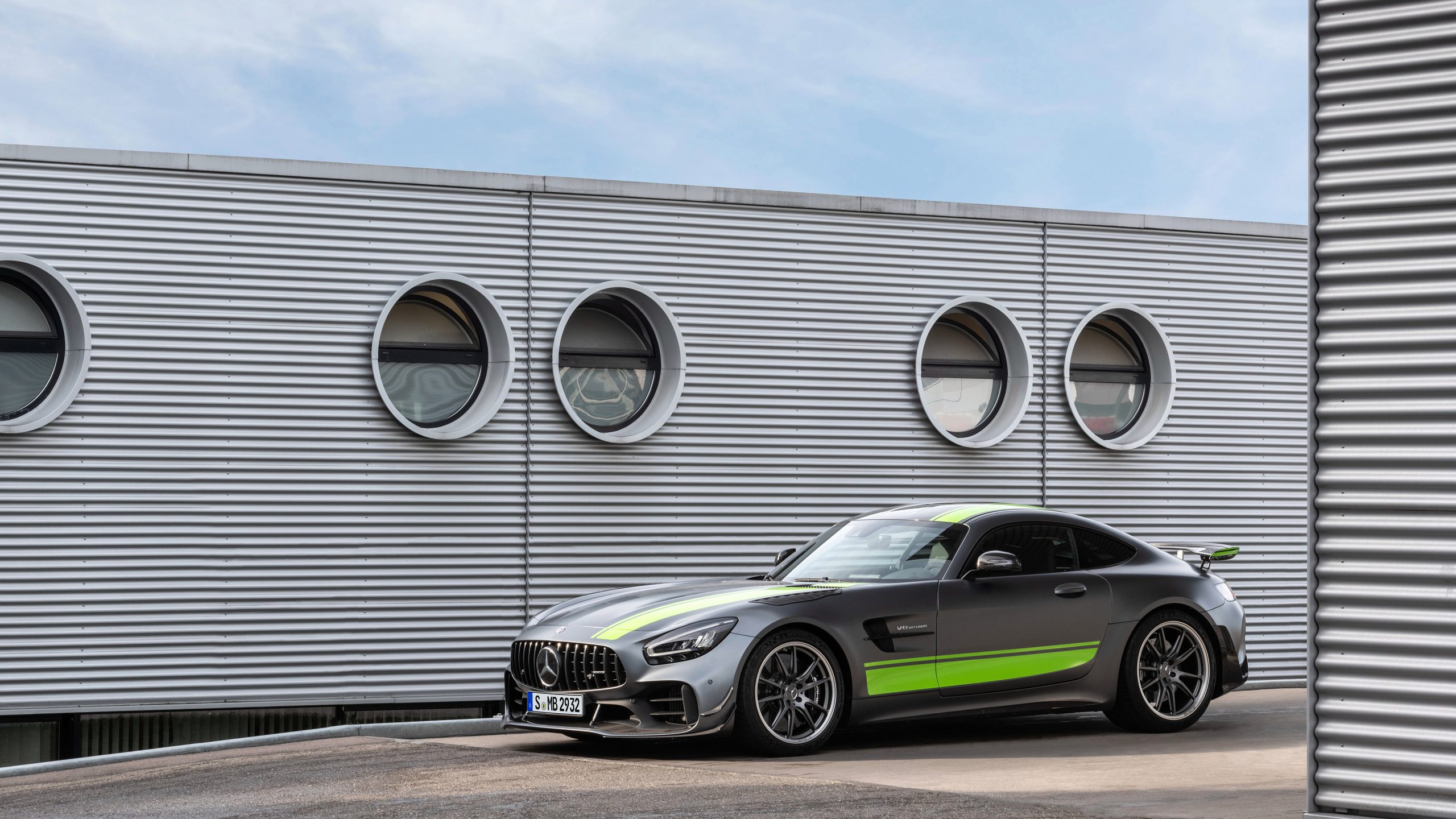 Mercedes AMG GT R PRO Wallpaper