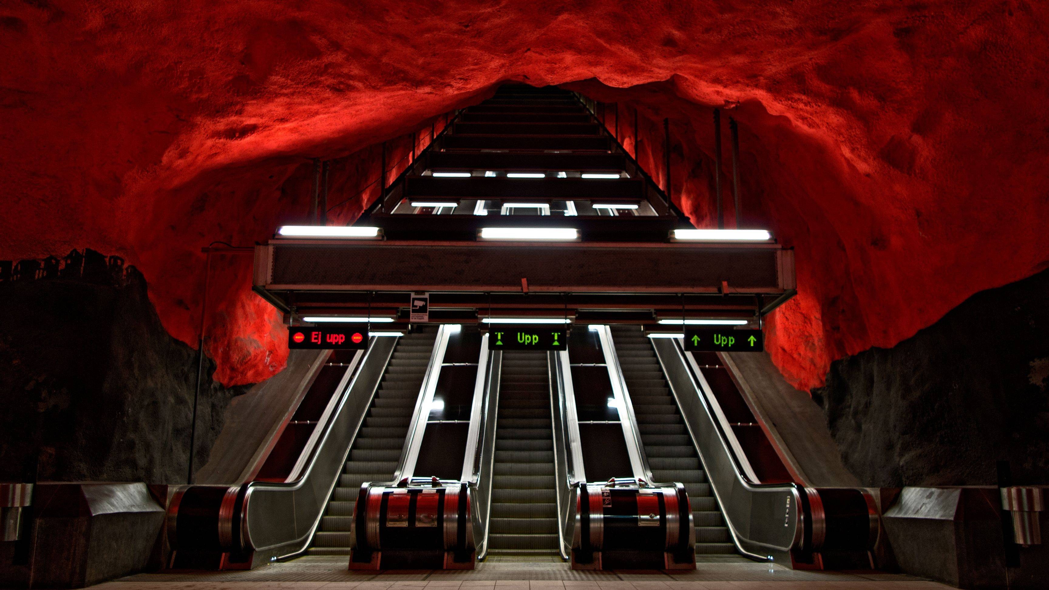 Wallpaper, night, red, train station, cave, escalator, Stockholm, Sweden, tunnel, metro, underground, stage, theatre, darkness, screenshot 3456x1944