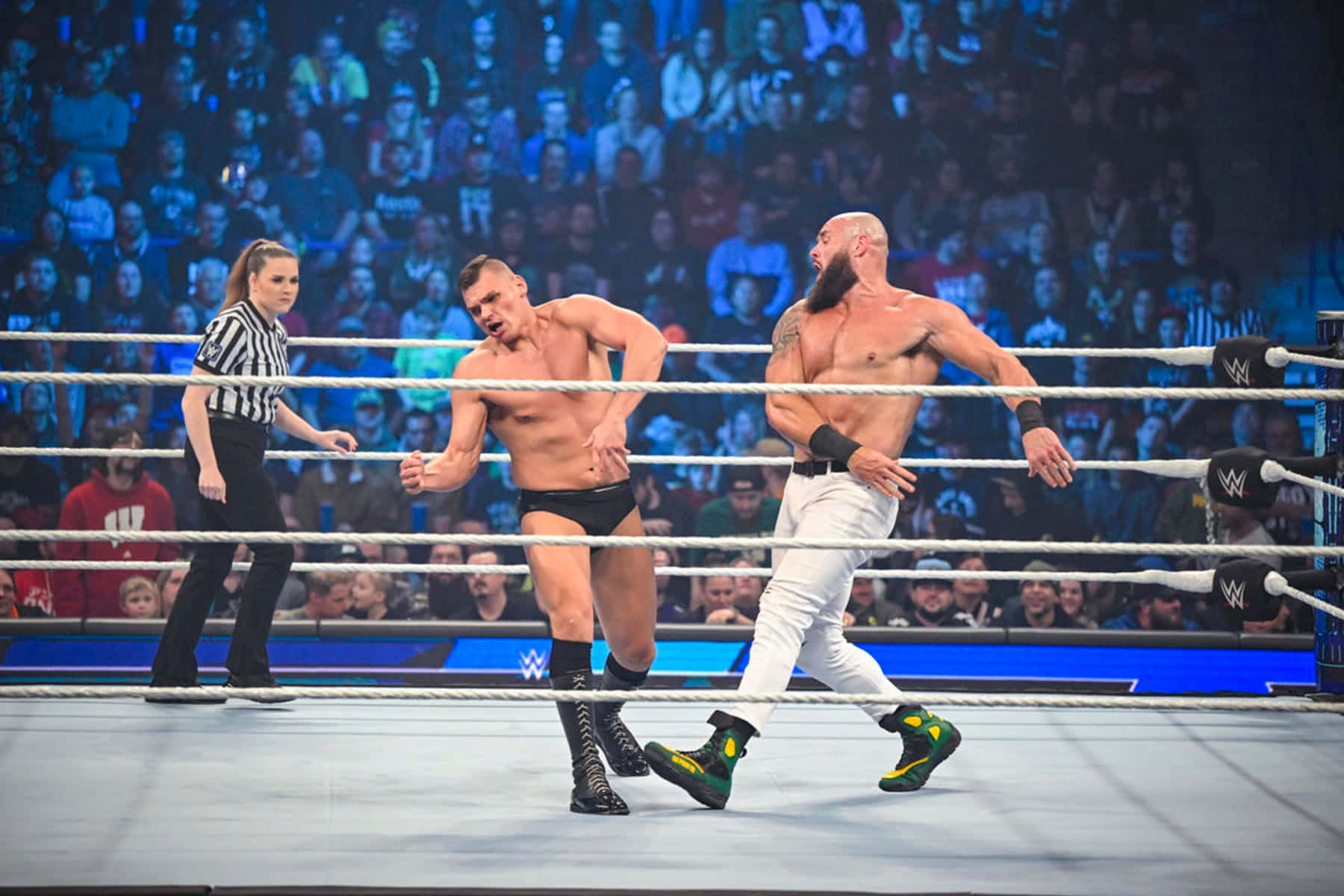 Download WWE American Wrestler Braun Strowman SmackDown 2023 Wallpaper