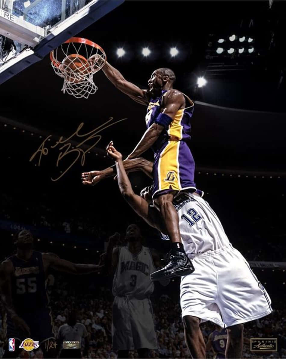 Download Kobe Bryant midair in all his glory Wallpaper