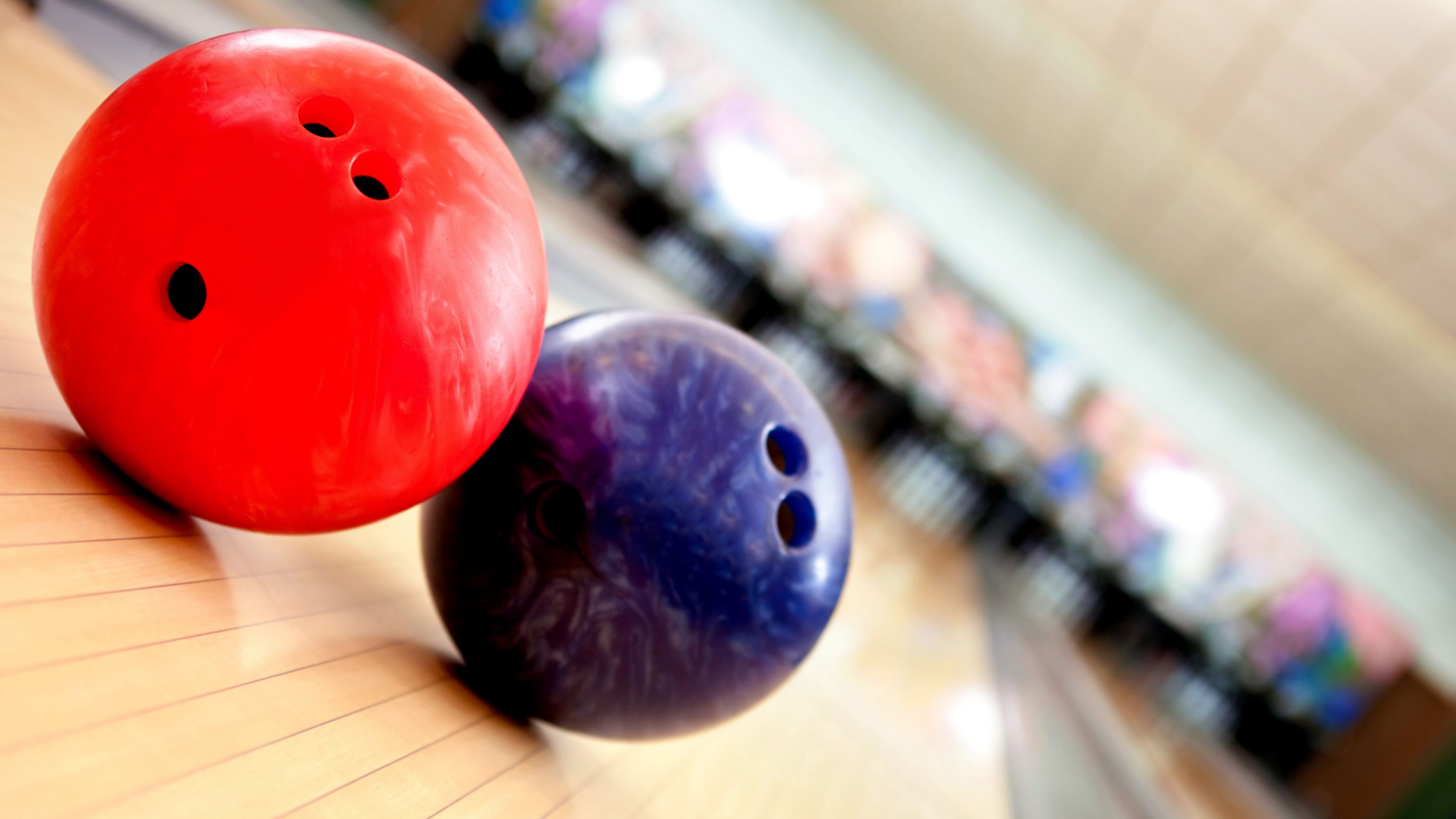 Wallpaper / balls, bowling, game, 4k free download