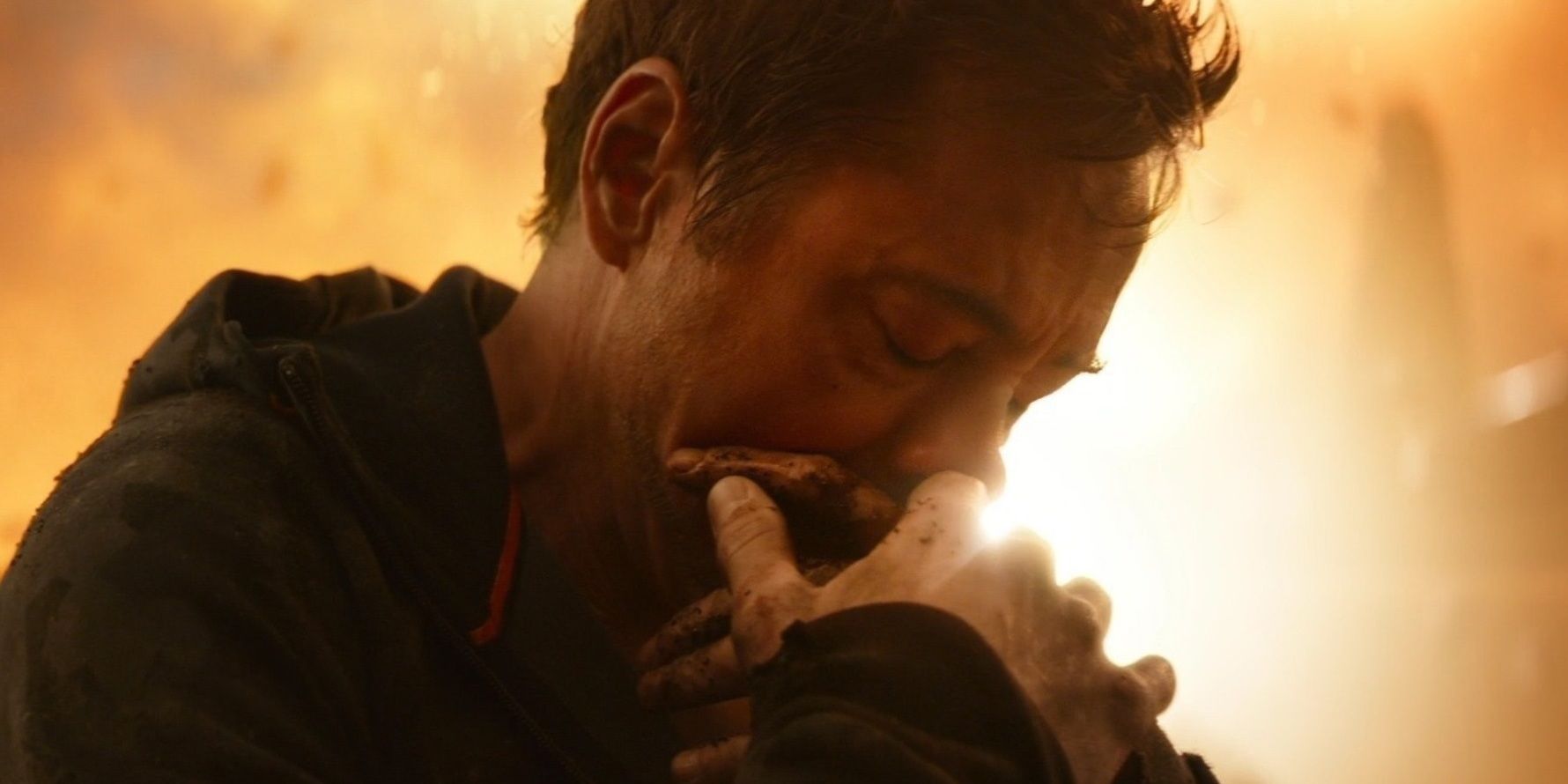 Robert Downey, Jr. Started Crying When Marvel Killed Iron Man the Magic