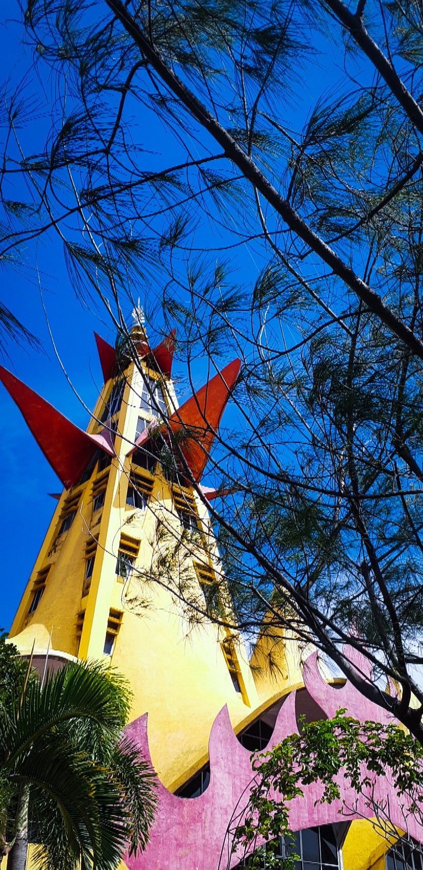 Menara Siger, Bakauheni. Menara, Latar tempat, Pemandangan
