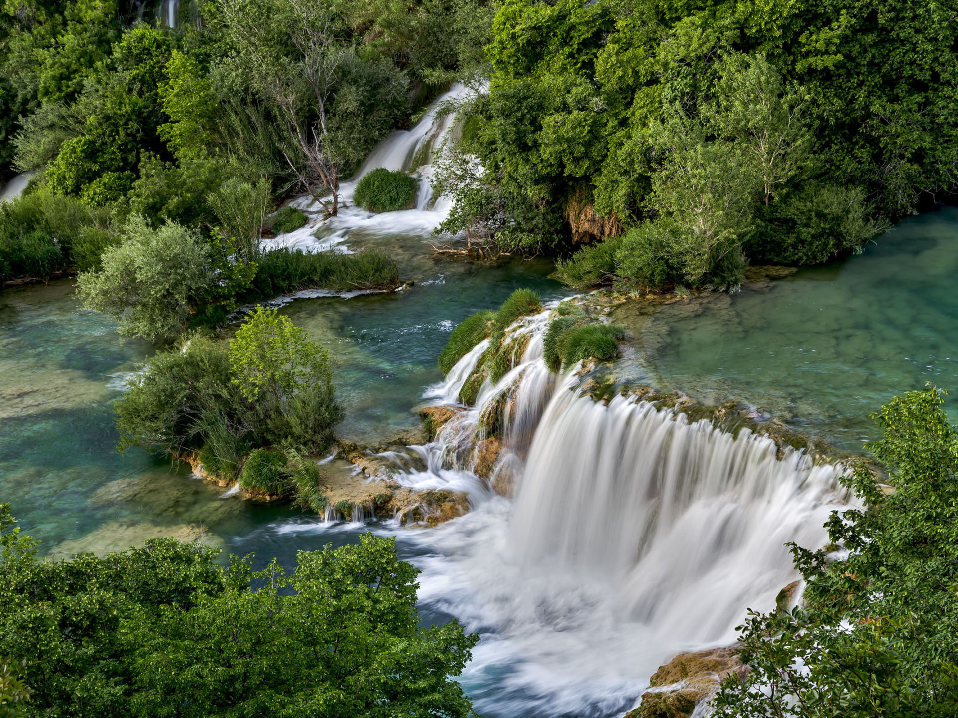 Krka Skradinski Buk Falls Croatia Ultra HD 4k Resolution Wallpaper 2560x1600, Wallpaper13.com
