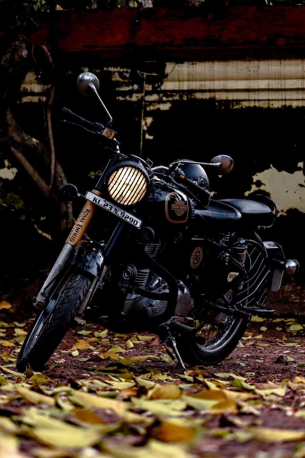 Royal Enfield Wallpaper HD