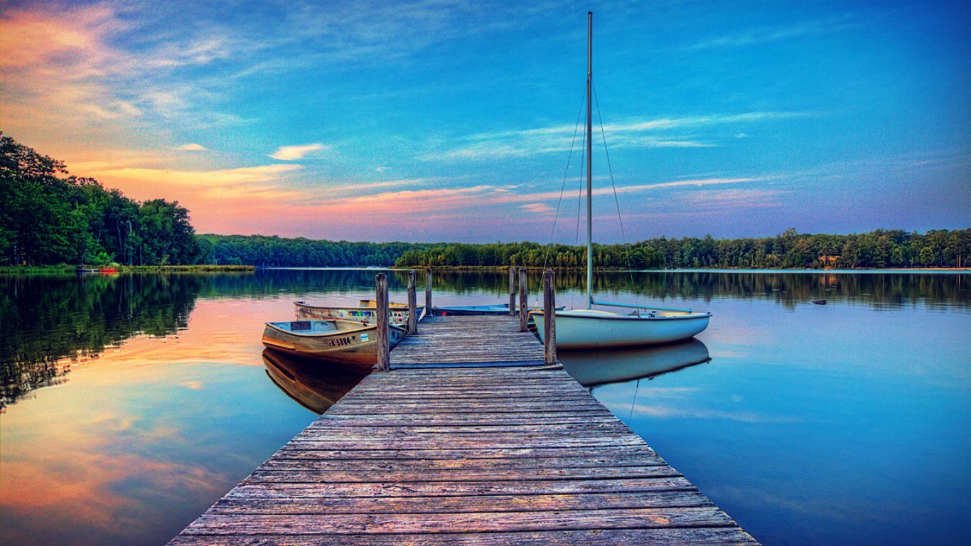 Summer Lake Desktop Wallpaper