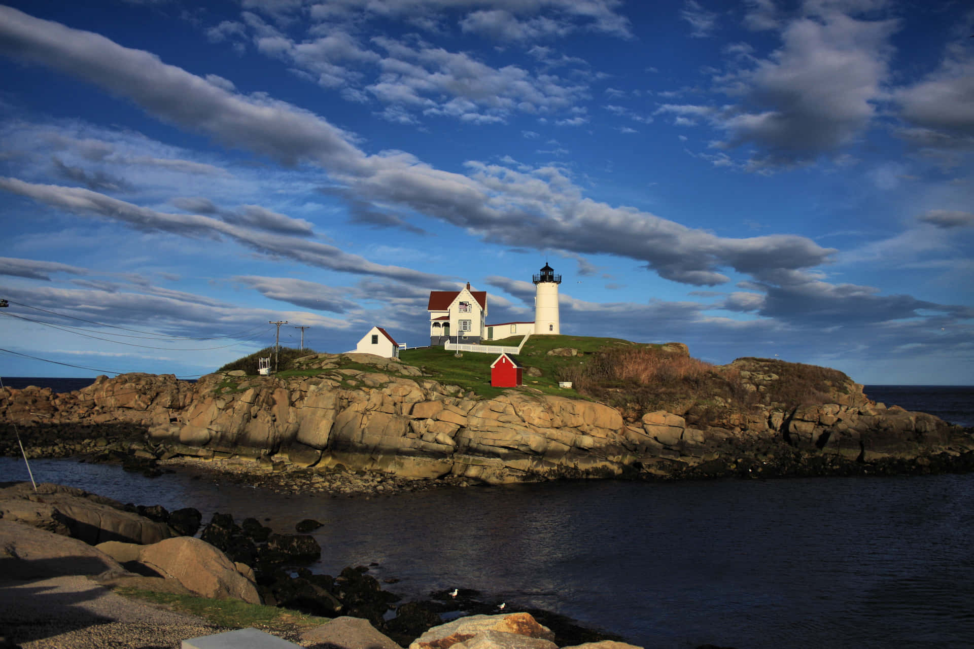 Download New England Summer Sea Lighthouse Wallpaper