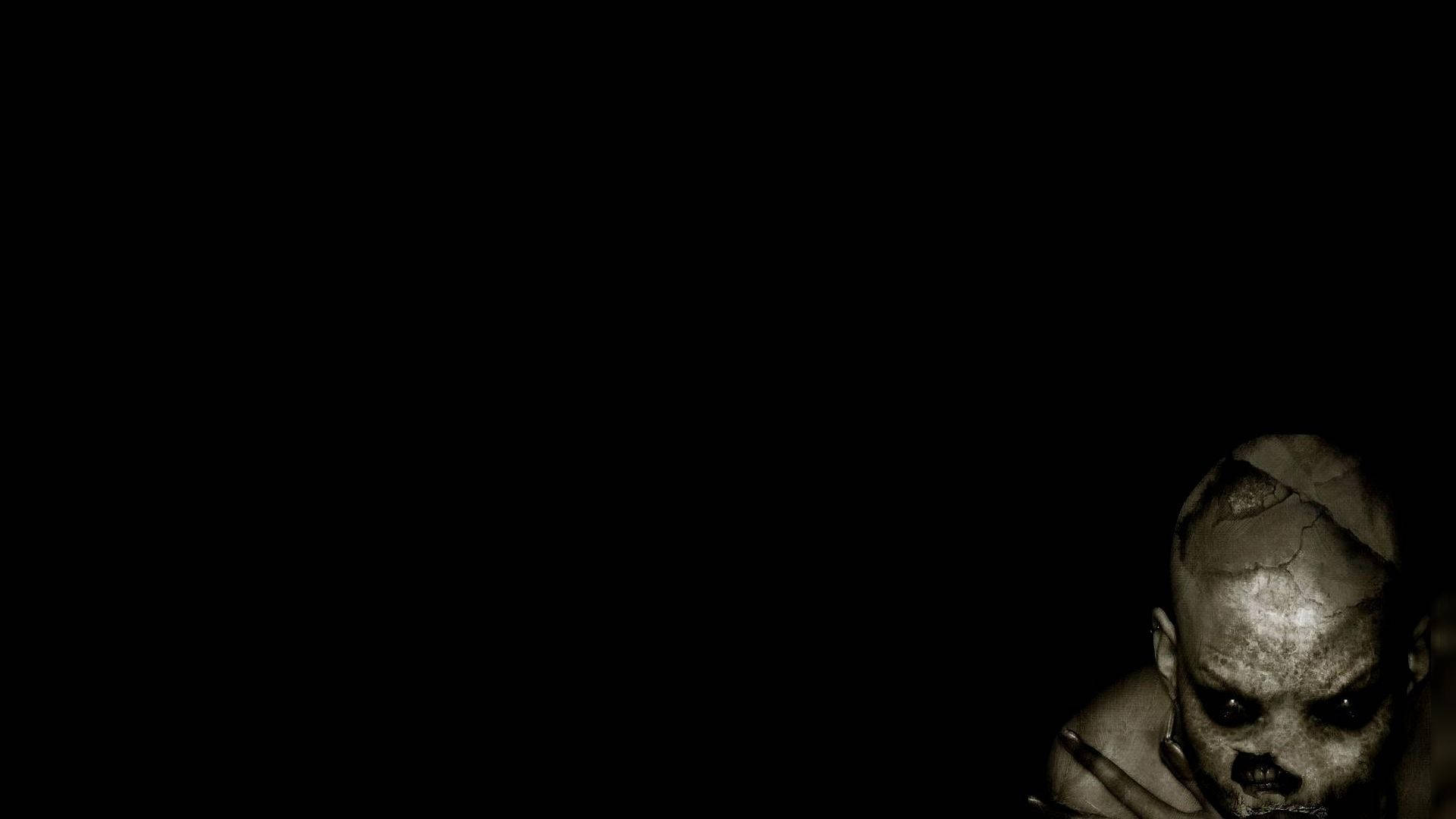 Download Scary Halloween Zombie Wallpaper