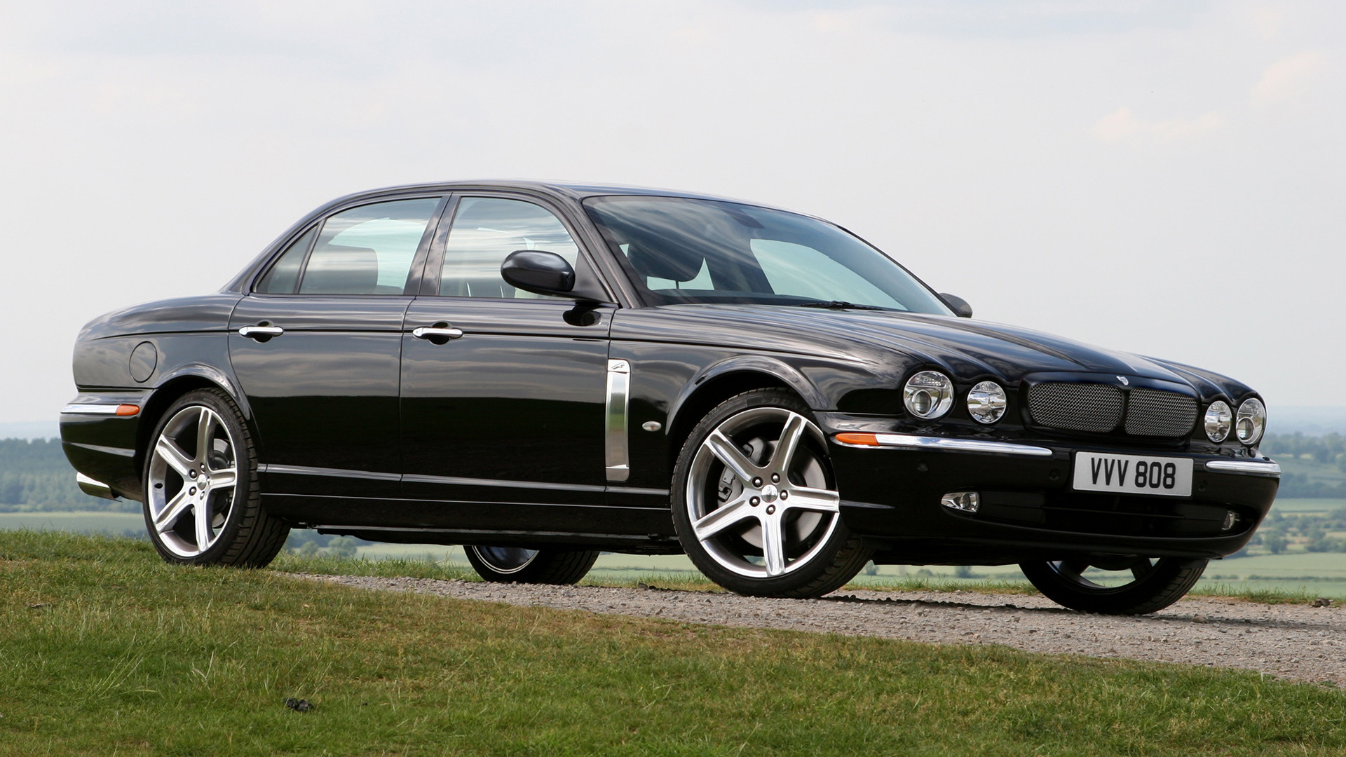 Jaguar XJR Portfolio (UK) and HD Image