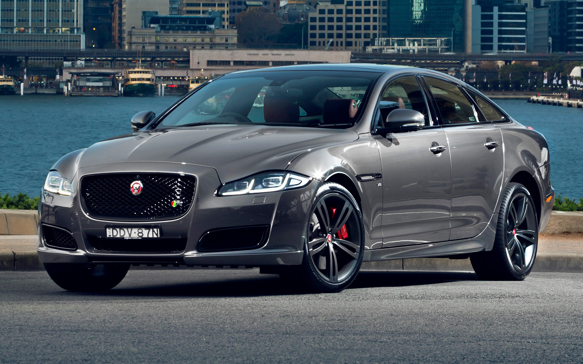 Jaguar XJR (AU) and HD Image