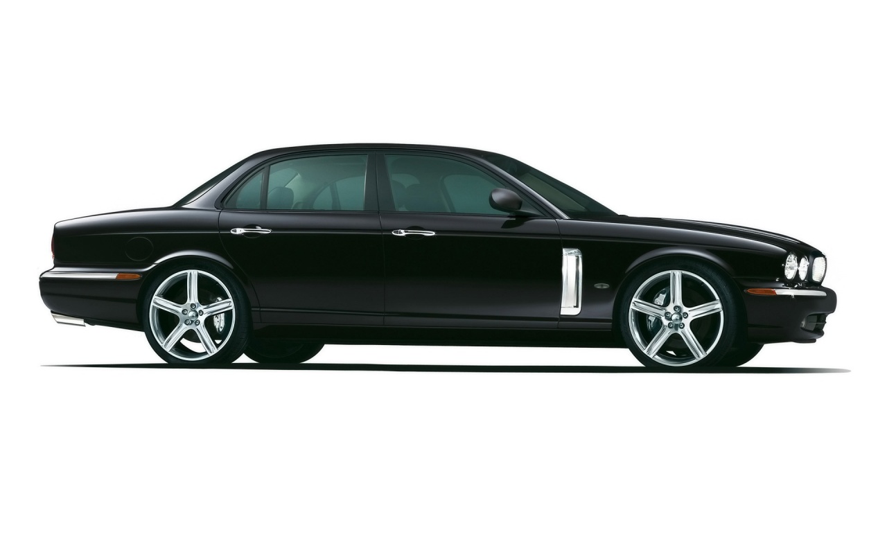 Jaguar XJR black wallpaper. Jaguar XJR black