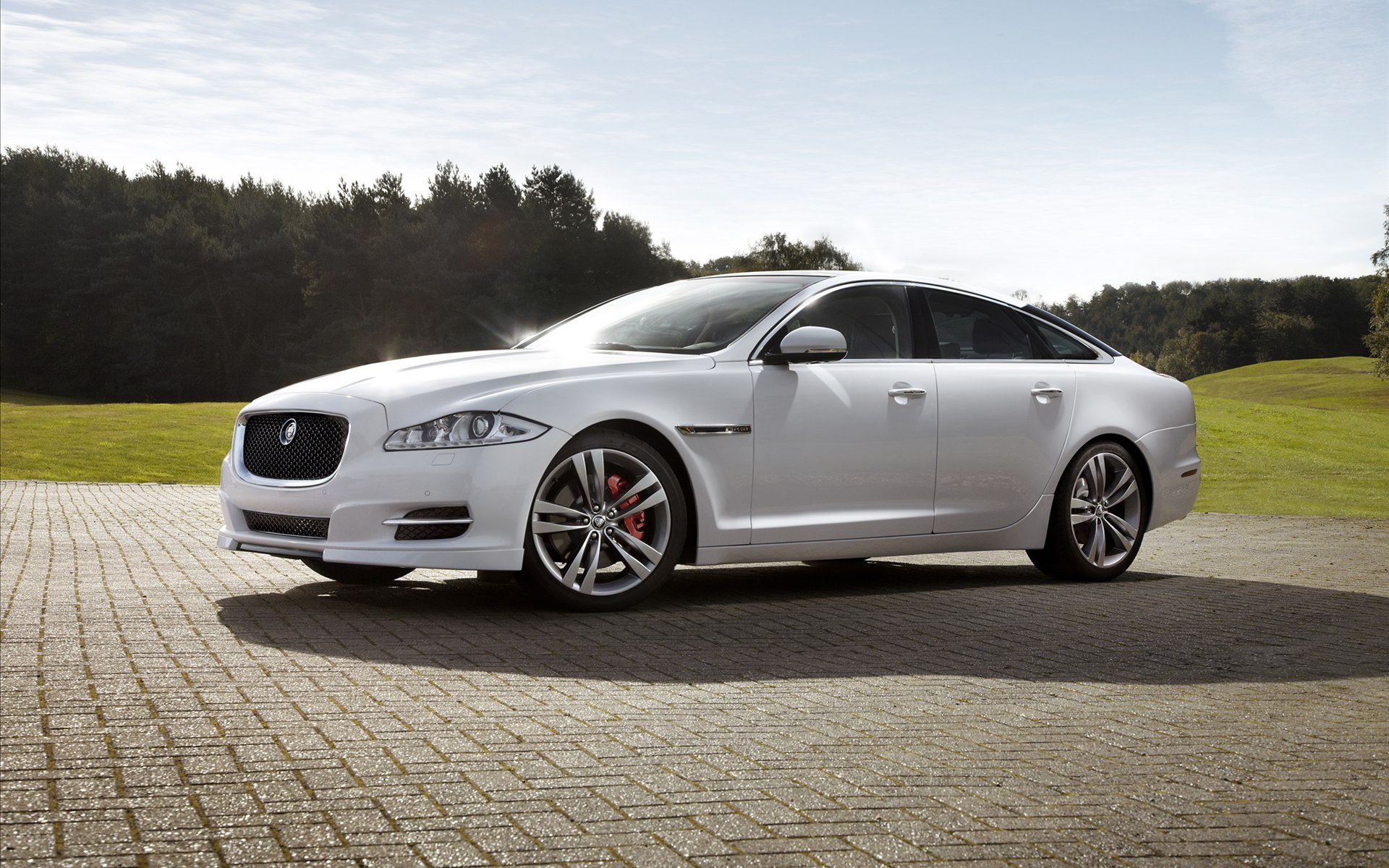 Jaguar XJ Sport Wallpaper Car Wallpaper