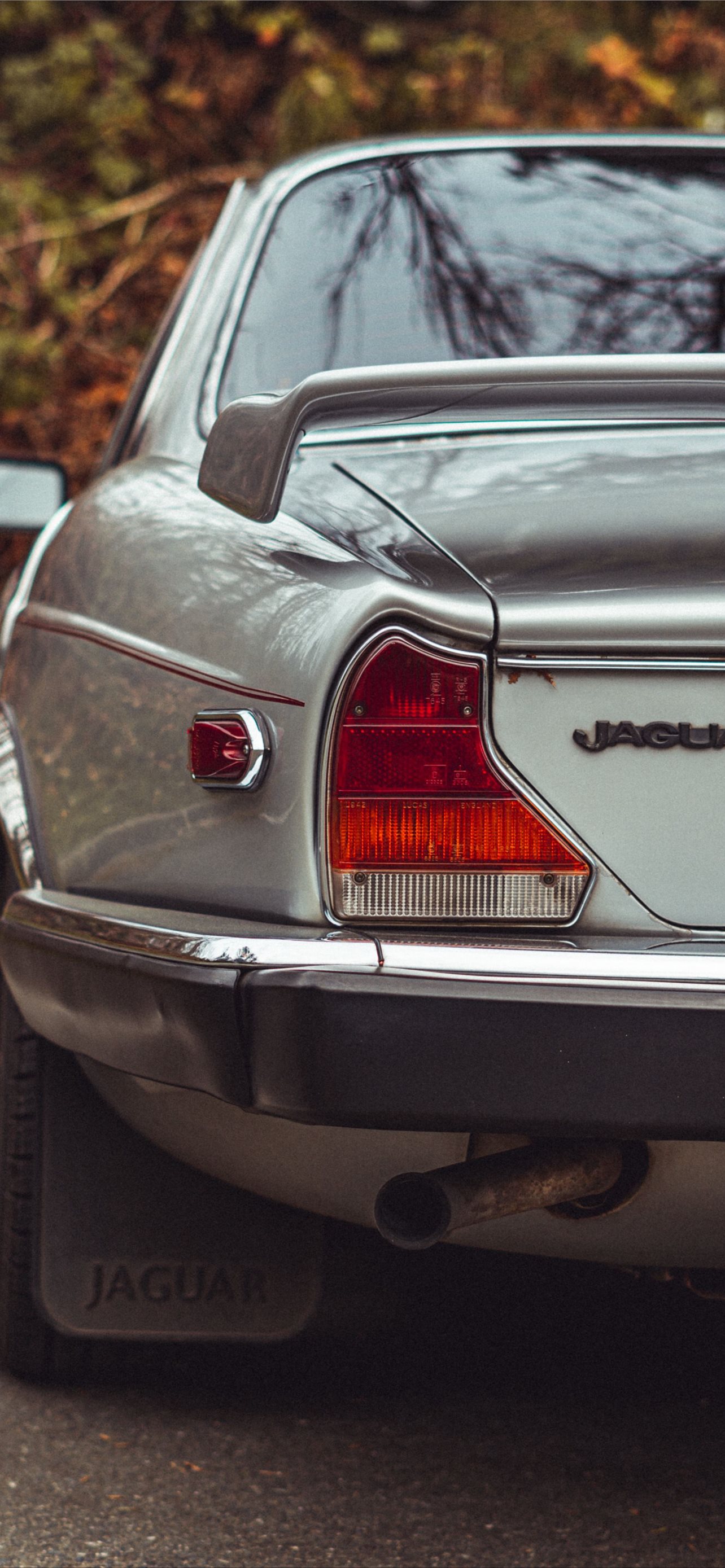 jaguar xj iPhone Wallpaper Free Download