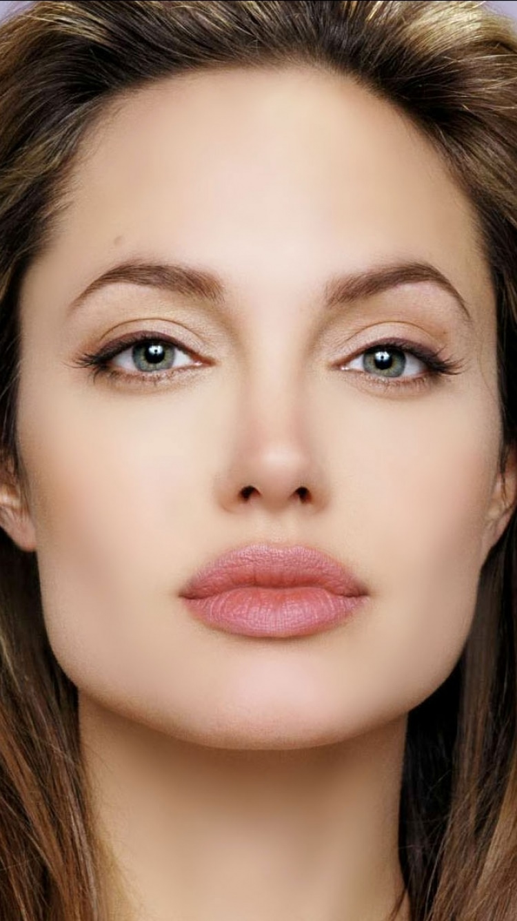 Wallpaper / Celebrity Angelina Jolie Phone Wallpaper, , 750x1334 free download