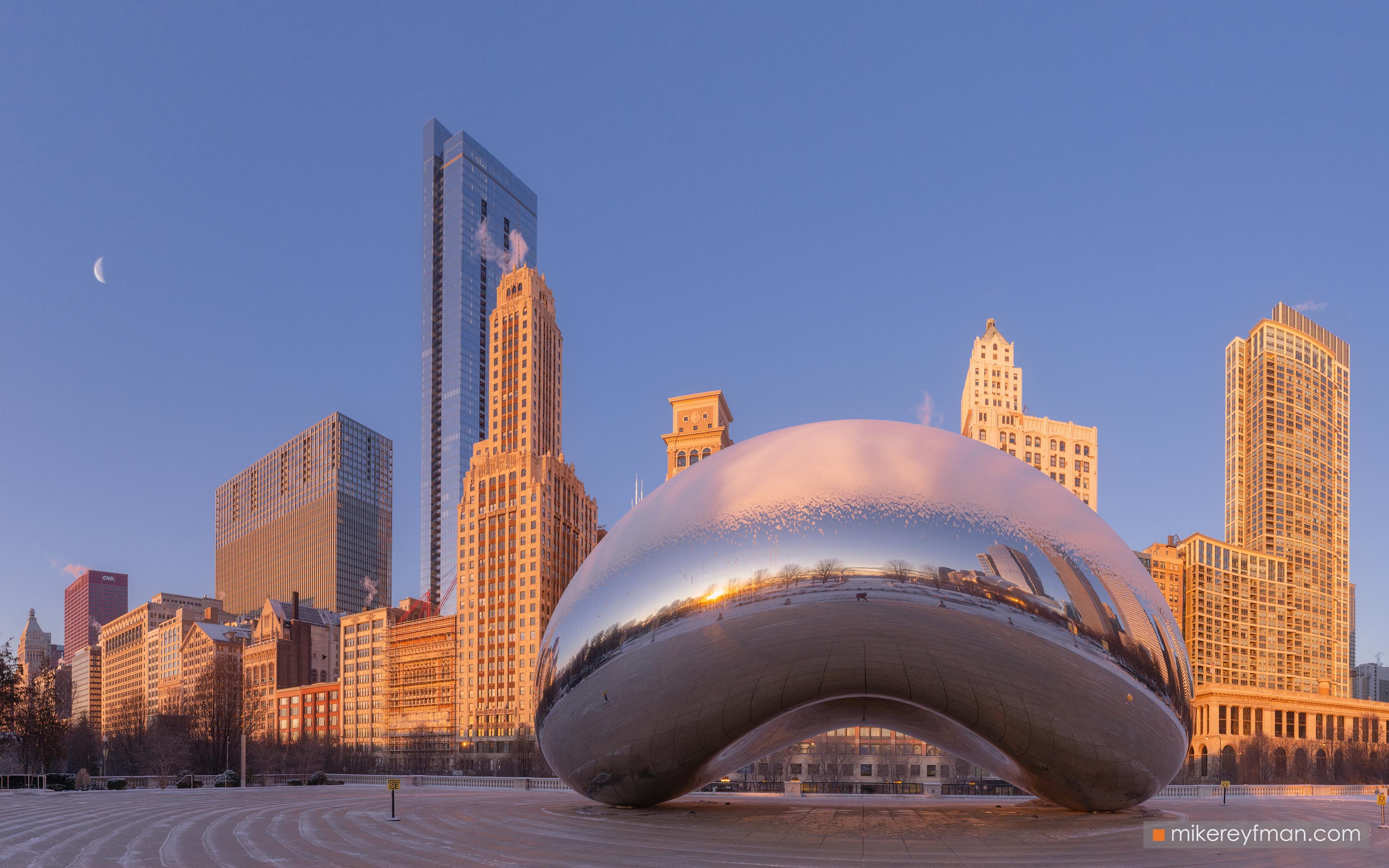 Cloud Gate “The Bean”. Millennium Park, Chicago, Illinois, USA 094 CH1 D8C8239. Chicago, USA: The Windy City, The City Of Broad Shoulders, The City That Works, City In A Garden. Mike Reyfman