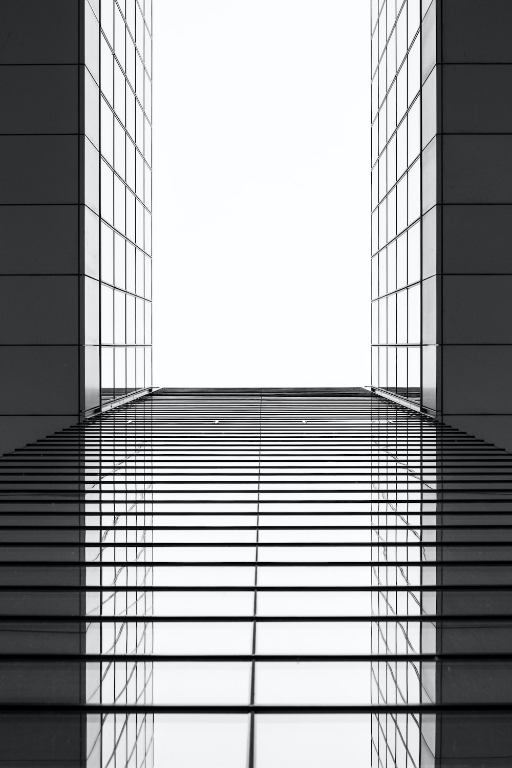Black And White Architecture Picture. Download Free Image