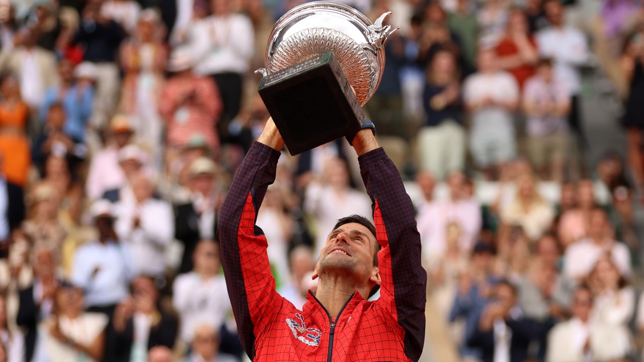 Djokovic conquista o tri em Roland Garros e bate recorde histórico