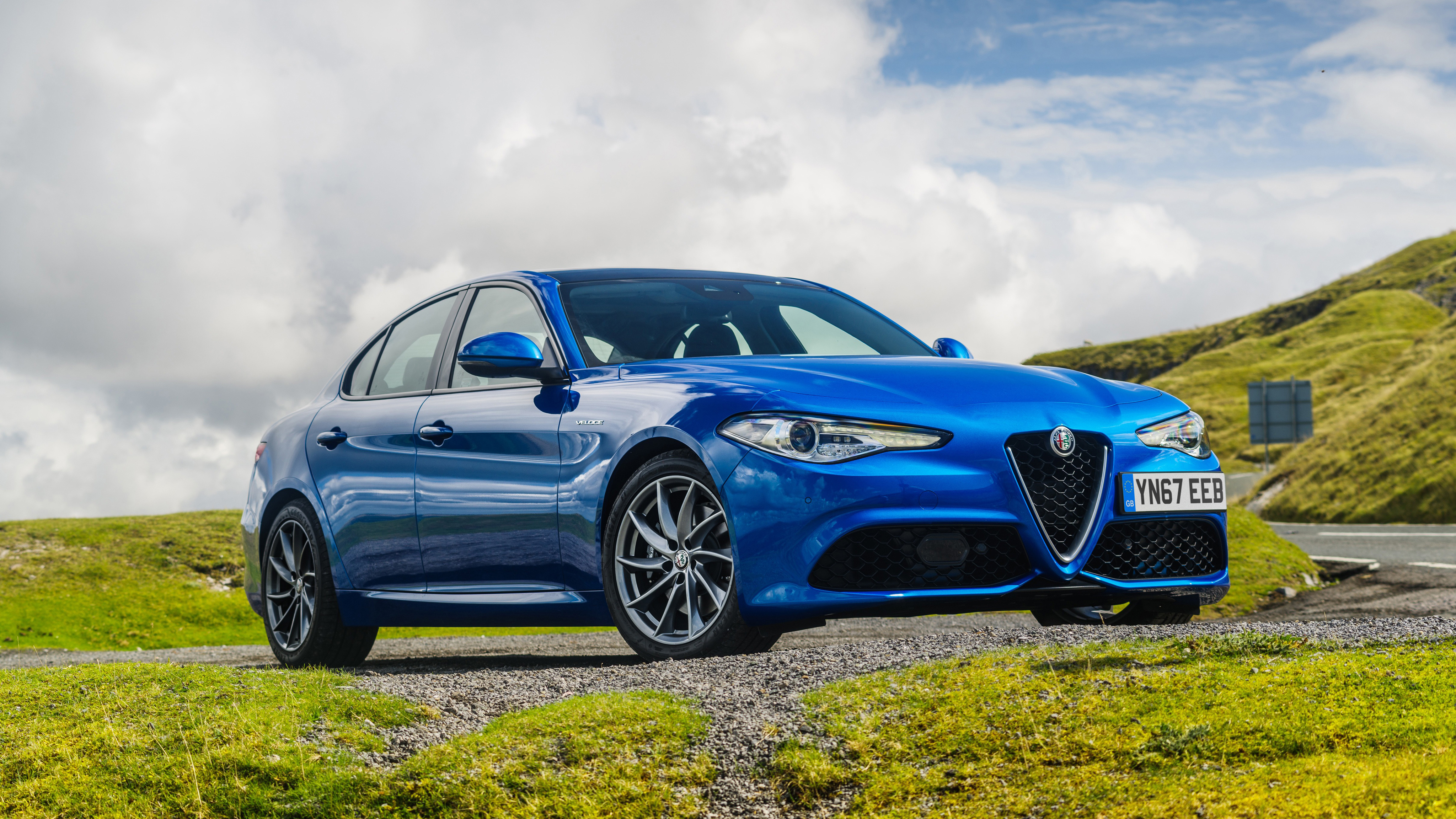 Alfa Romeo Giulia Veloce 4K Wallpaper Car Wallpaper