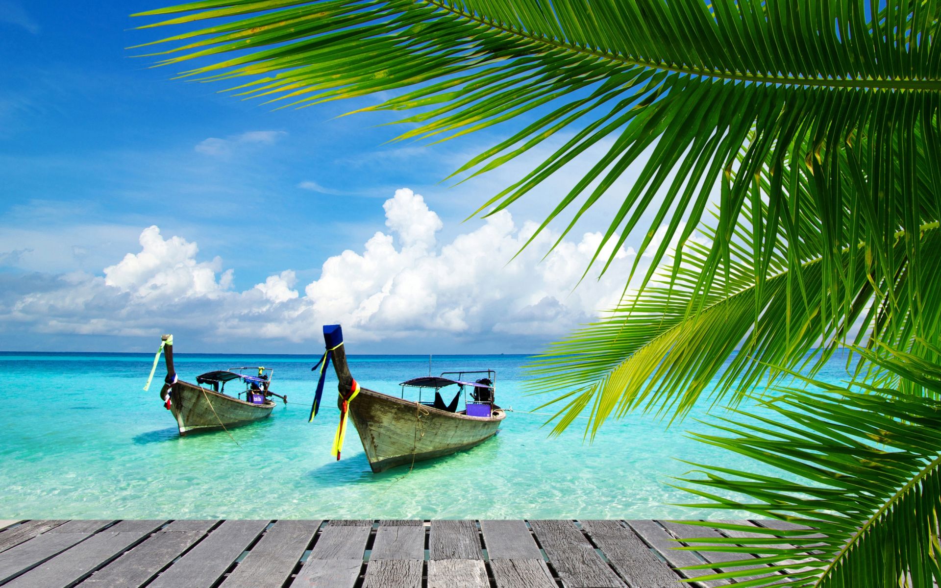 HD Summer Beach and Boat Wallpaper