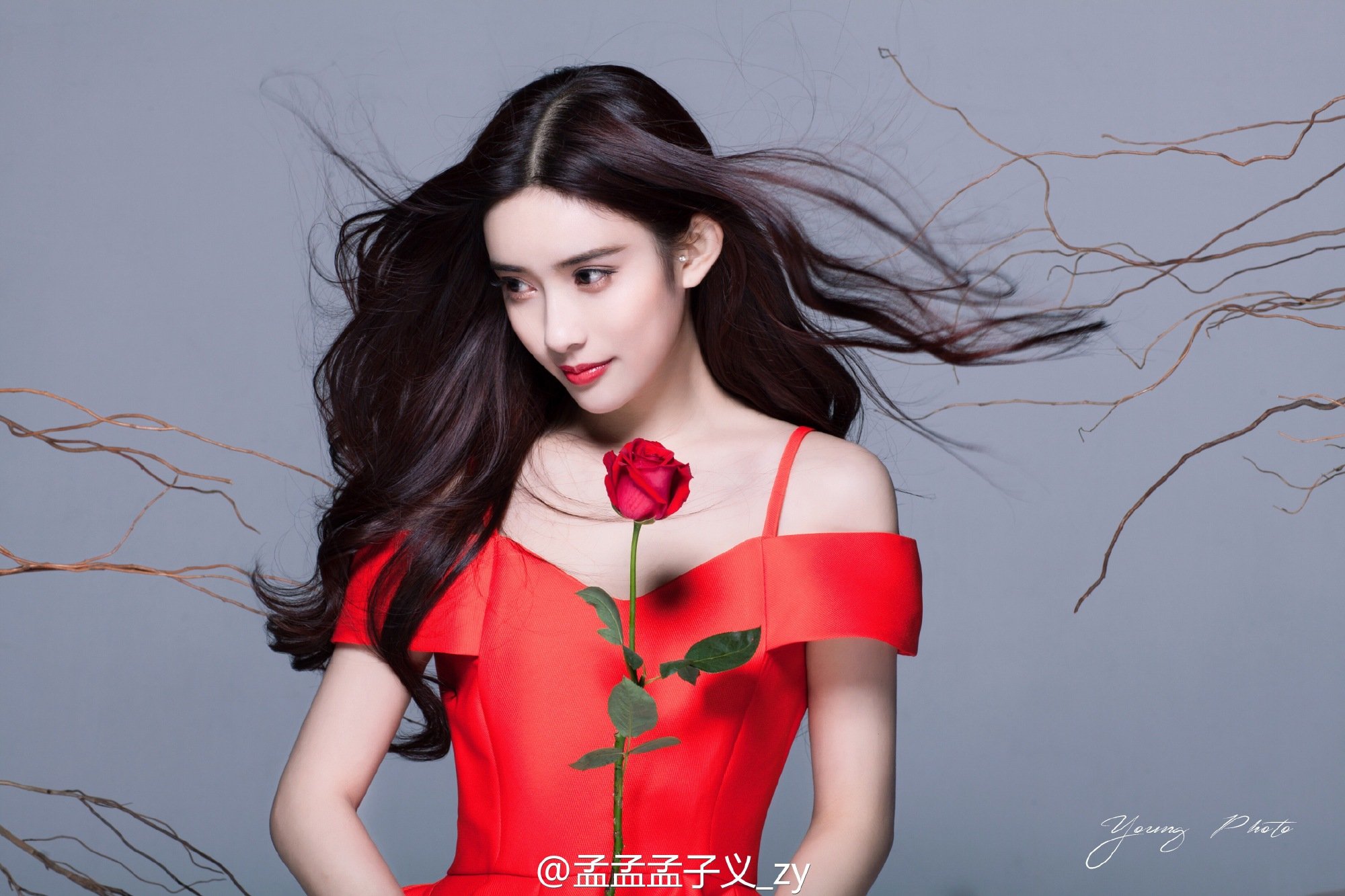 Meng Ziyi Archive Meng Ziyi Weibo (1 3) #MengZiyi ＃孟子义#ZoeyMeng