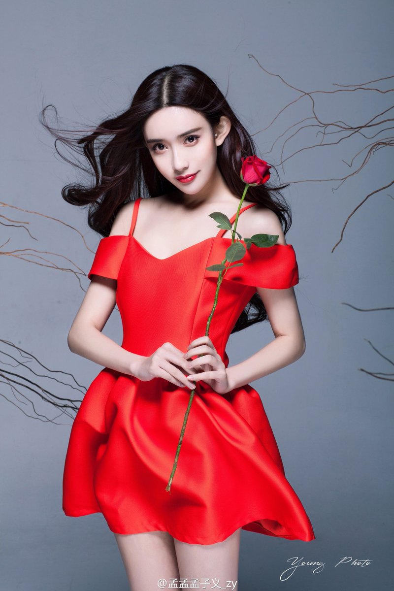 Meng Ziyi Archive Meng Ziyi Weibo (2 3) #MengZiyi ＃孟子义#ZoeyMeng