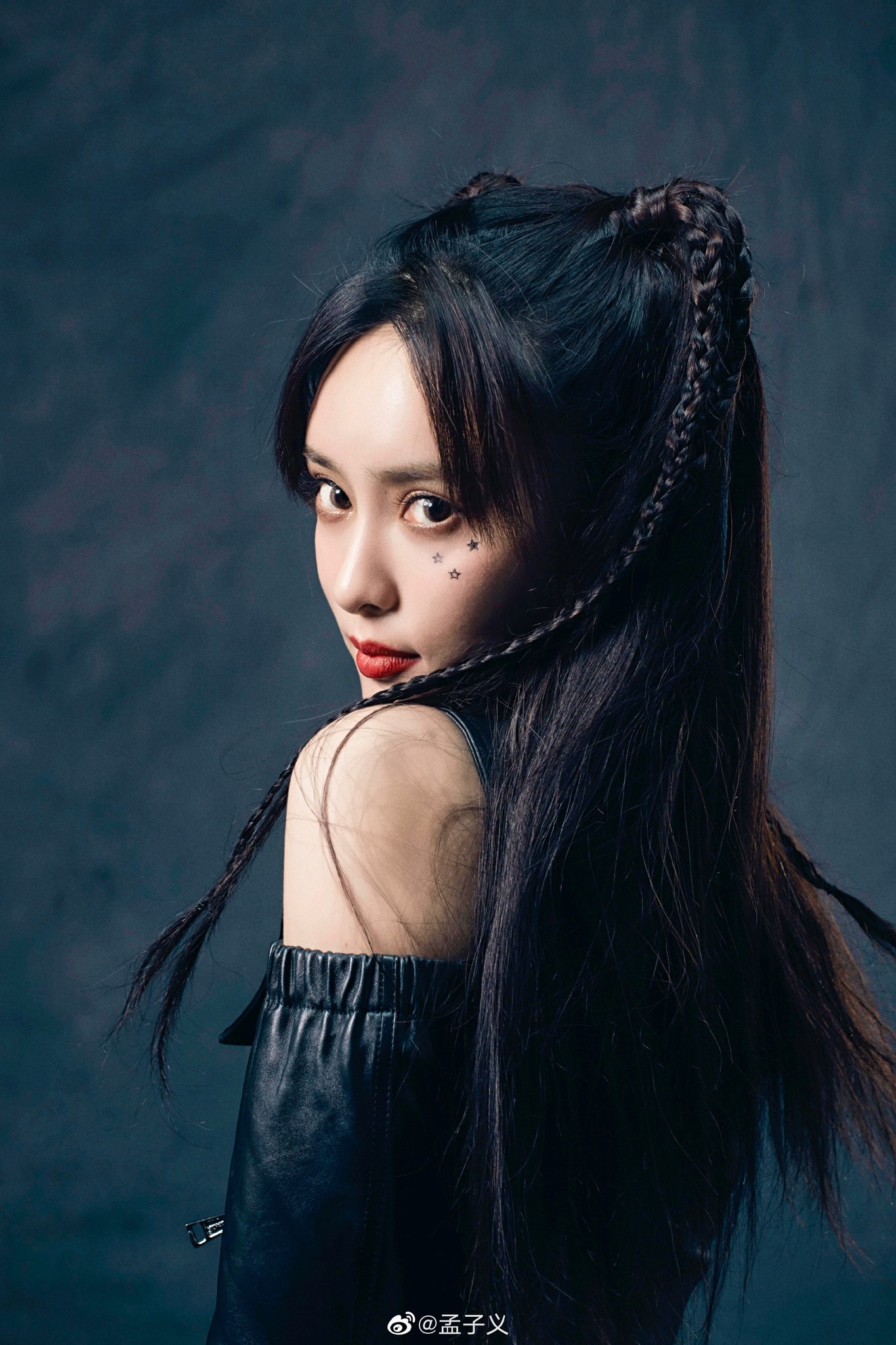 Meng Ziyi Archive Meng Ziyi Weibo Update (1 4) “There Have Been Controversy And Confusion, Always Criticized And Denied. What I Want To Say Is, Show My True Colors To