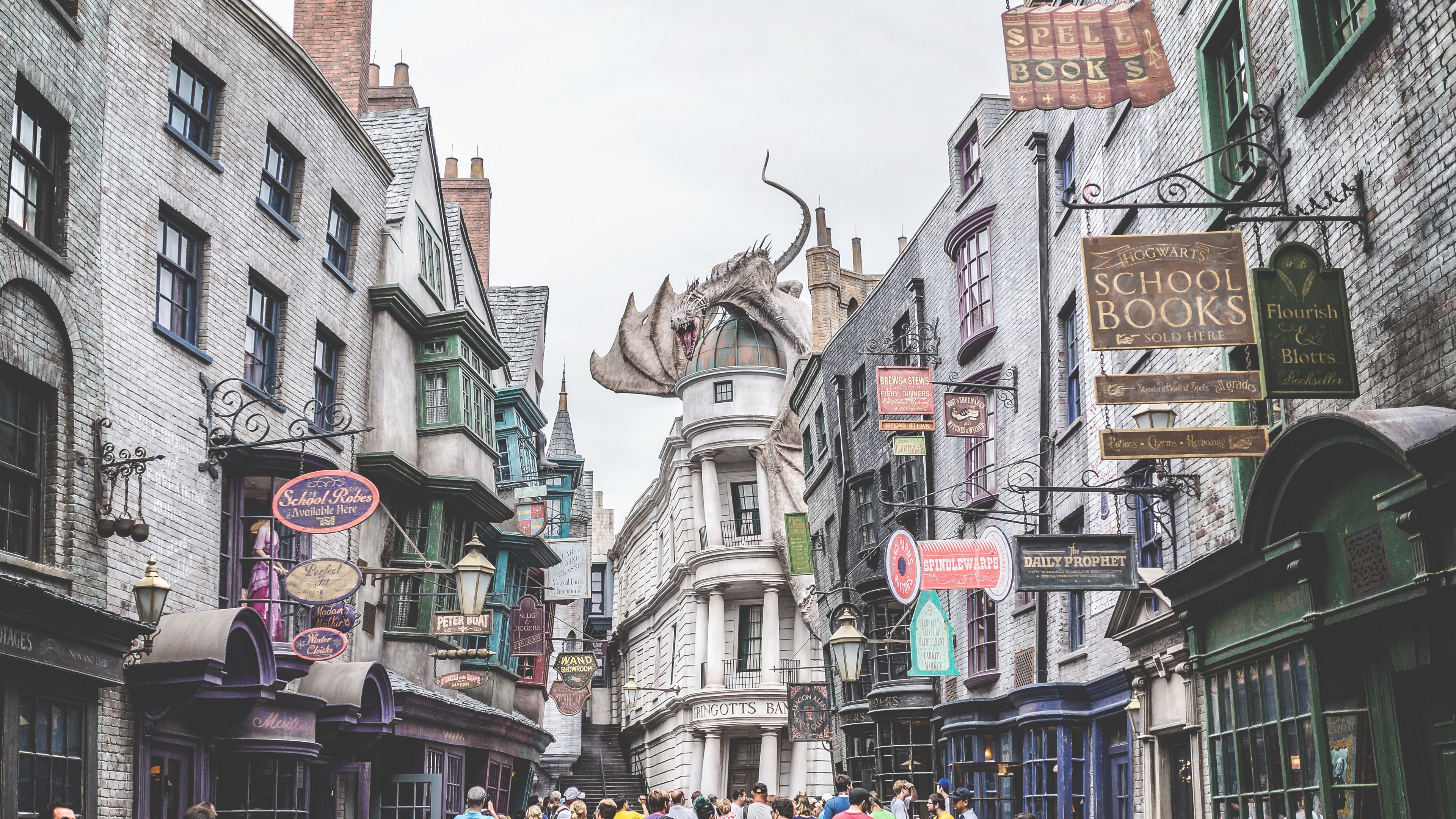 Wallpaper / harry potter building tourist and street HD 4k wallpaper free download