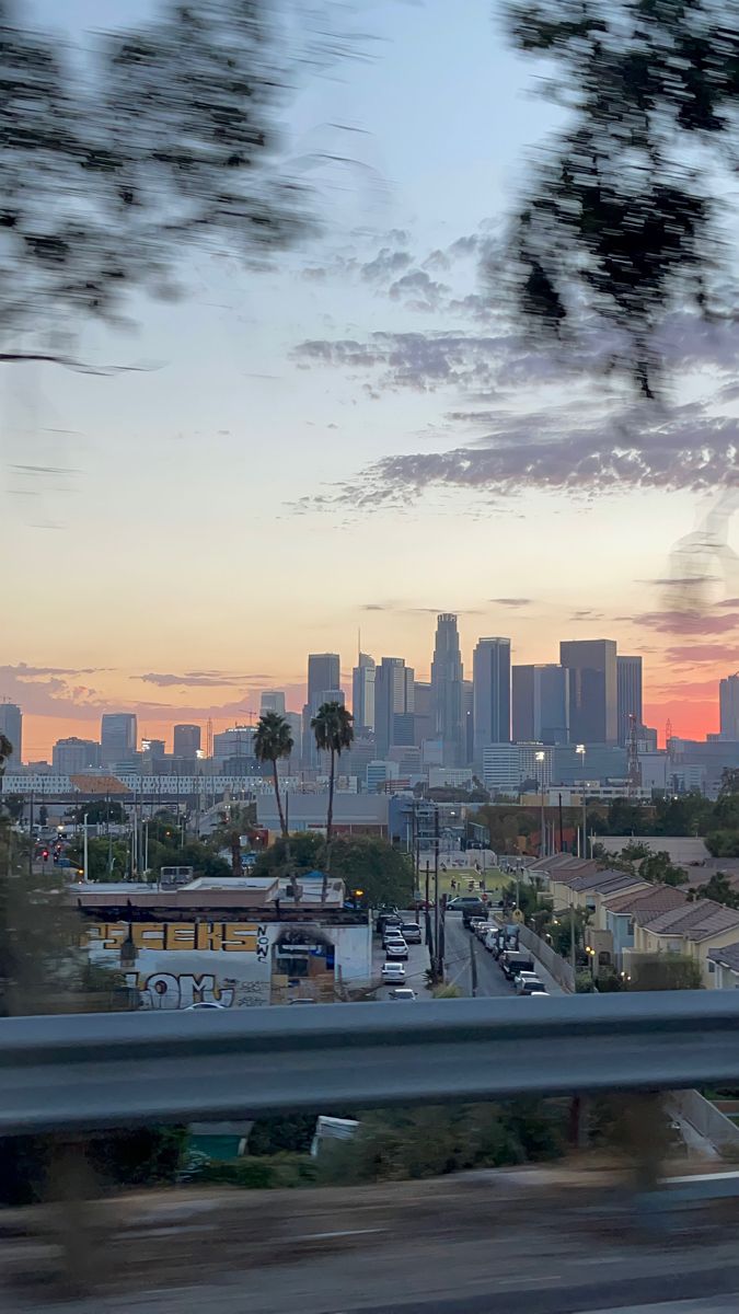 Los Angeles. City aesthetic, Dream vacations, Los angeles wallpaper