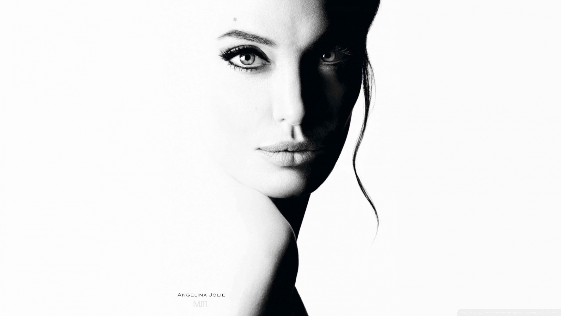 Angelina Jolie 4K UHD Wallpaper for UltraHD Desktop and TV, Widescreen and UltraWide Display, Dual Monitor, Smartphone and Tablet Devices