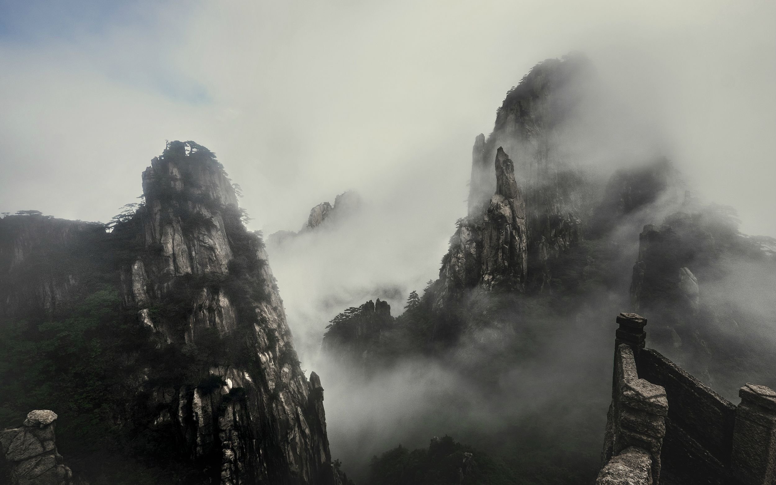 4K China Mountains Wallpaper